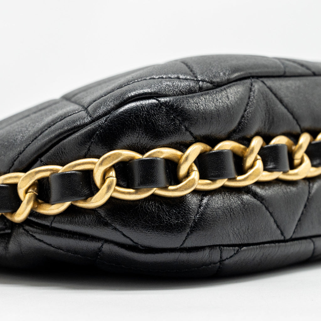 chanel-23k-hobo-bag-with-adjustable-chain-lambkin-black-ghw-microchip