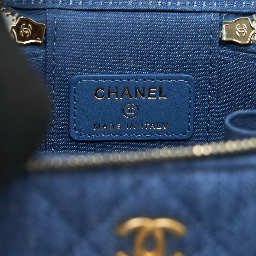 chanel-22c-denim-pearl-crush-mini-vanity-with-chain-ghw