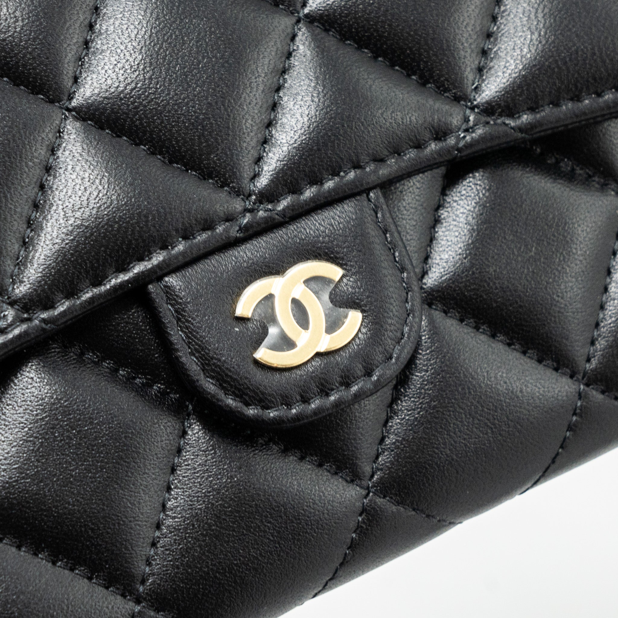 chanel-classic-long-flap-wallet-lambskin-black-ghw-microchip