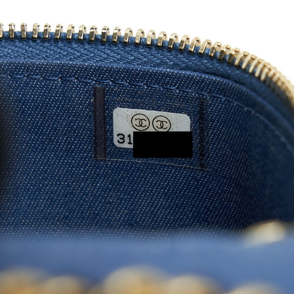 chanel-22c-pearl-crush-denim-mini-vanity-with-chain