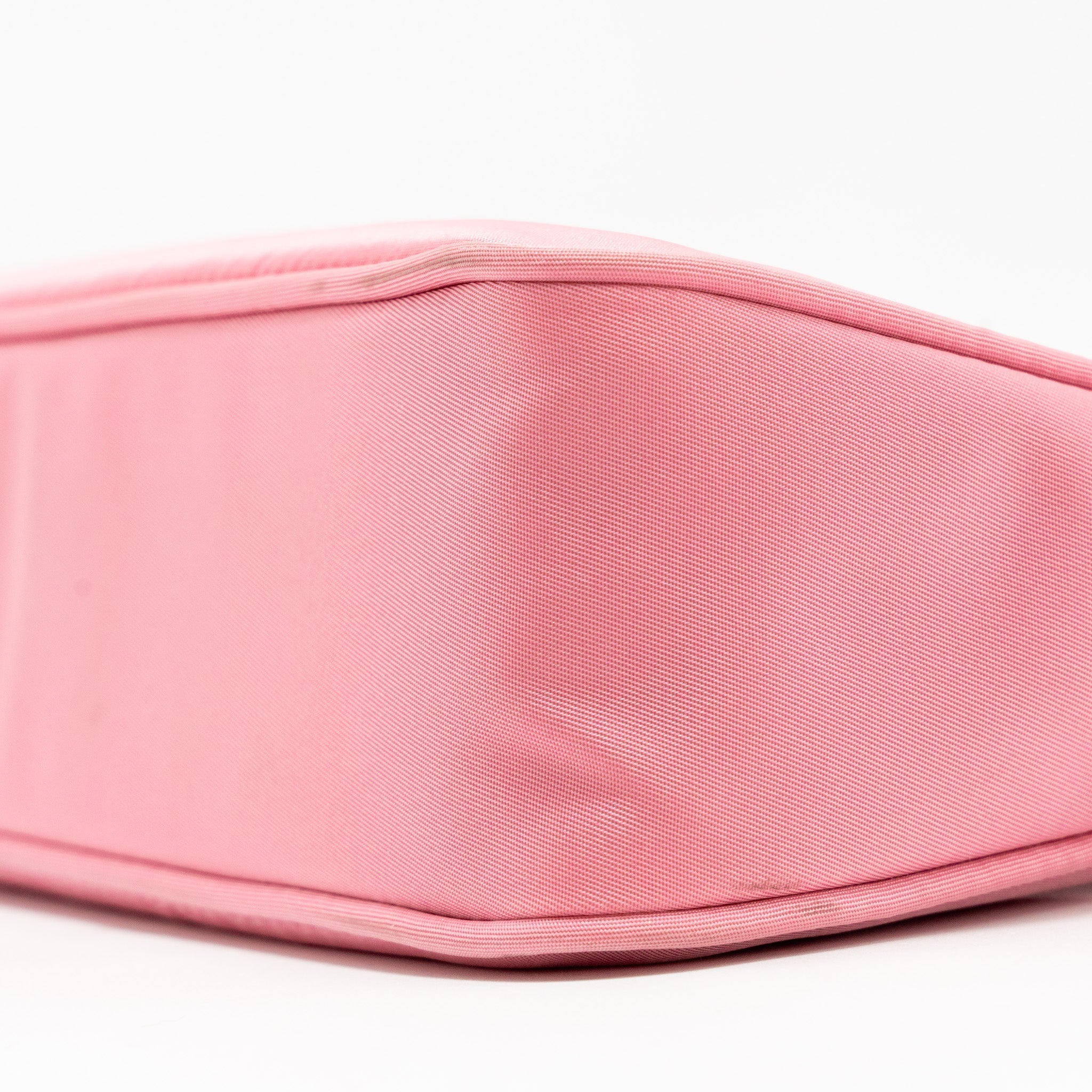 prada-re-edition-2000-mini-bag-re-nylon-pink-shw-copy
