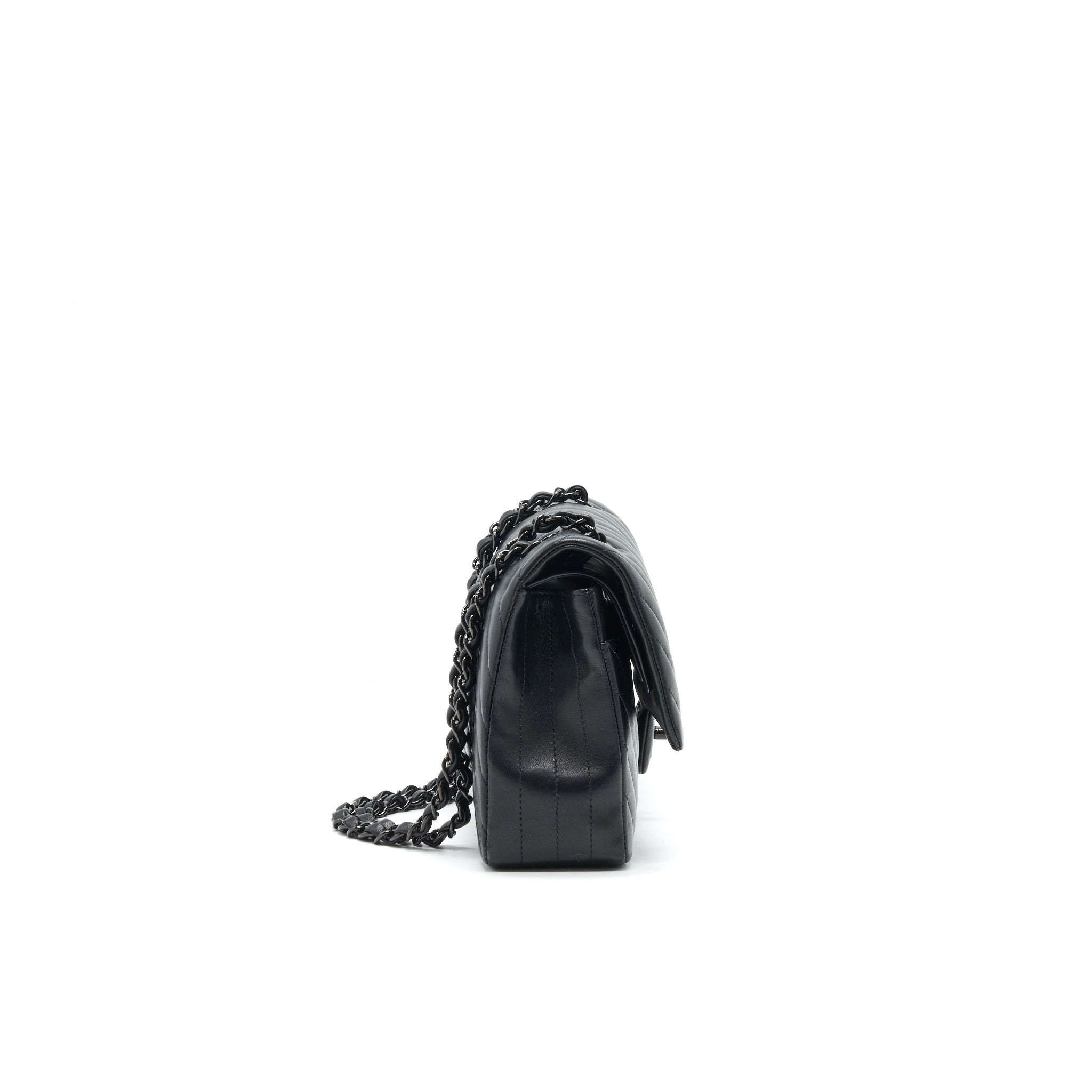 chanel-chevron-medium-clssic-double-flap-bag-so-black