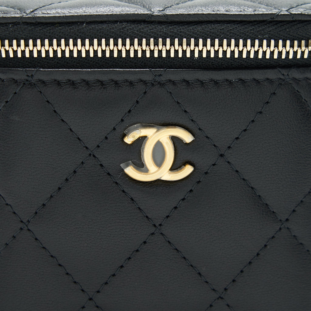 chanel-22c-pearl-crush-mini-vanity-with-chain-lambskin-black-ghw
