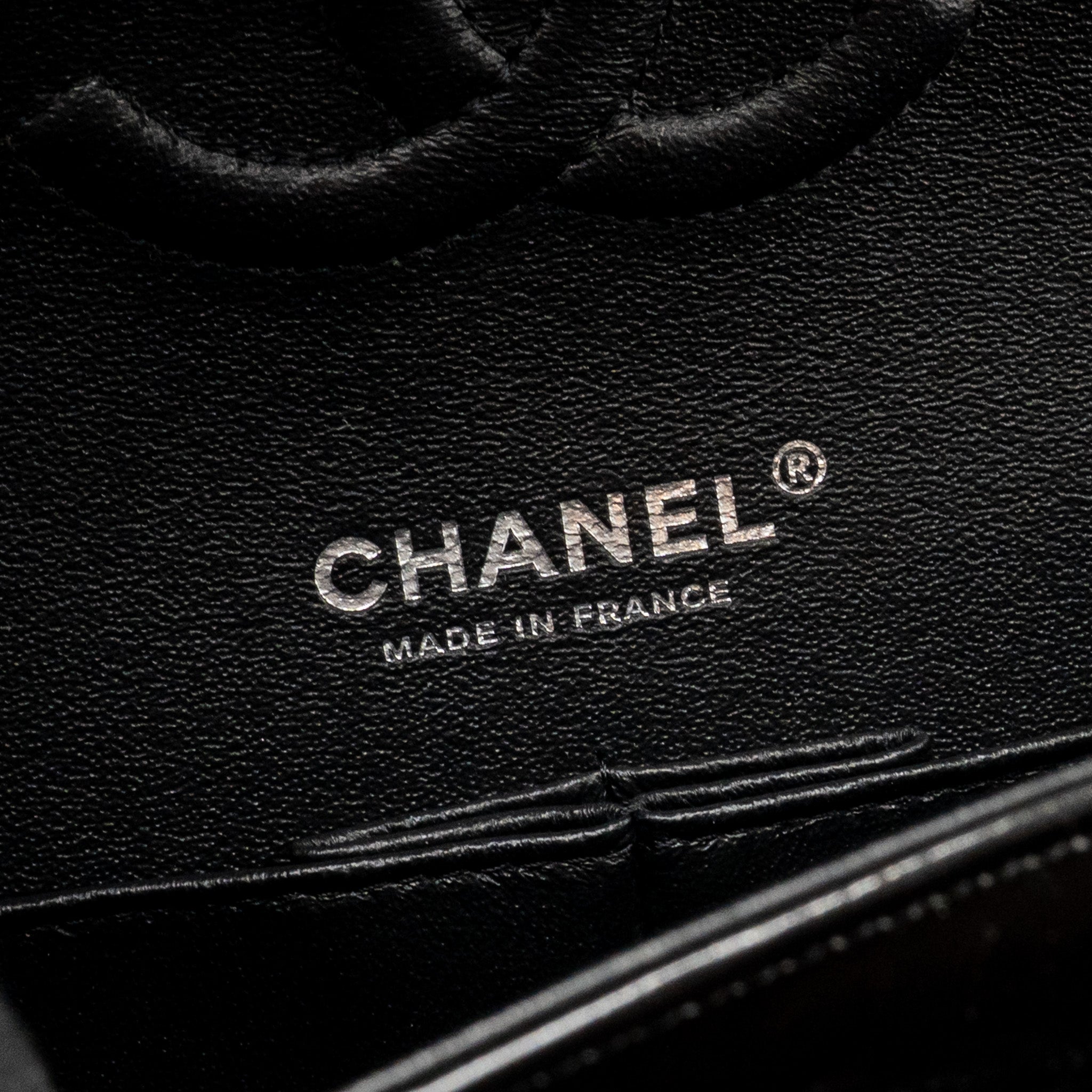 chanel-medium-classic-double-flap-bag-patent-so-black-1