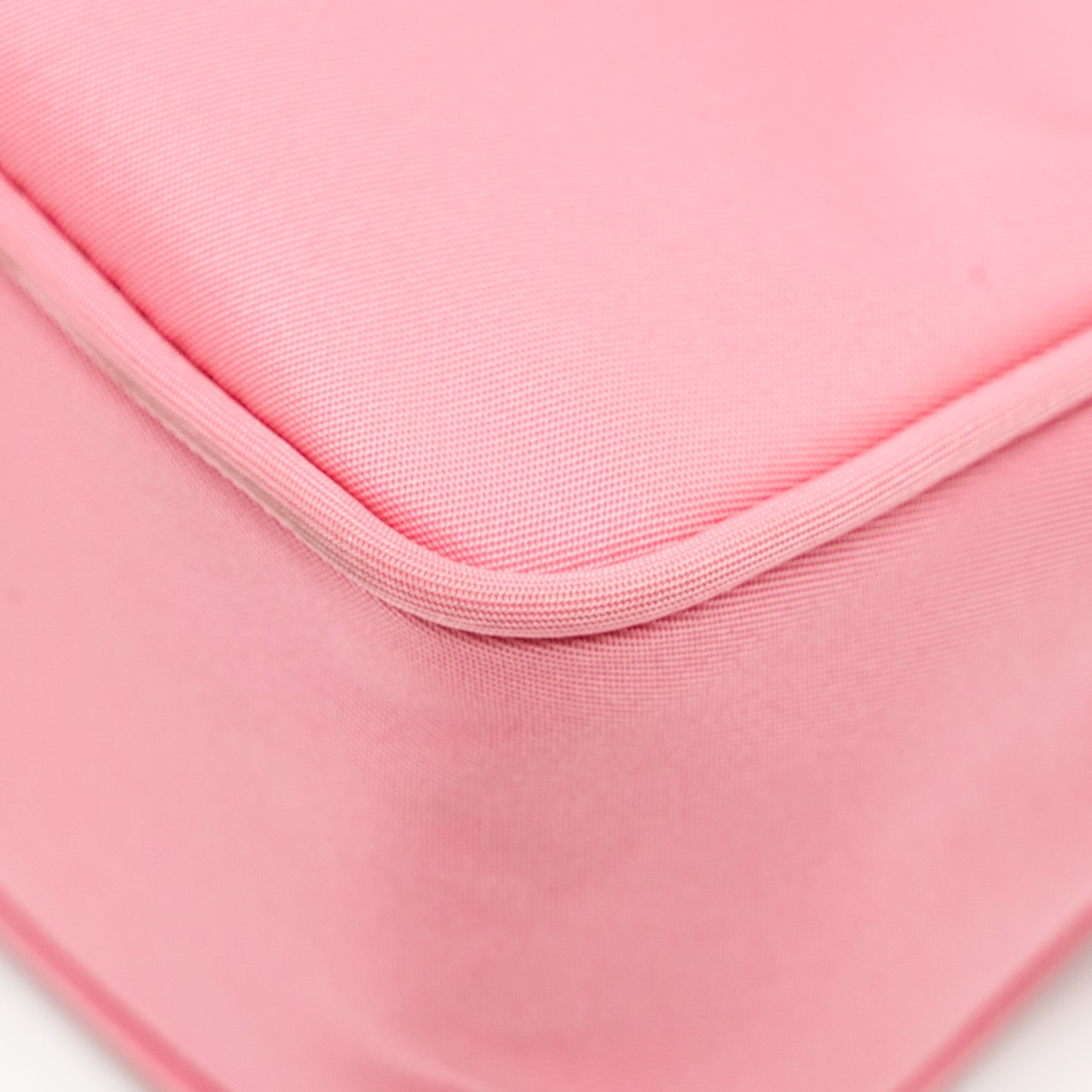 prada-re-edition-2000-mini-bag-re-nylon-pink-shw-copy