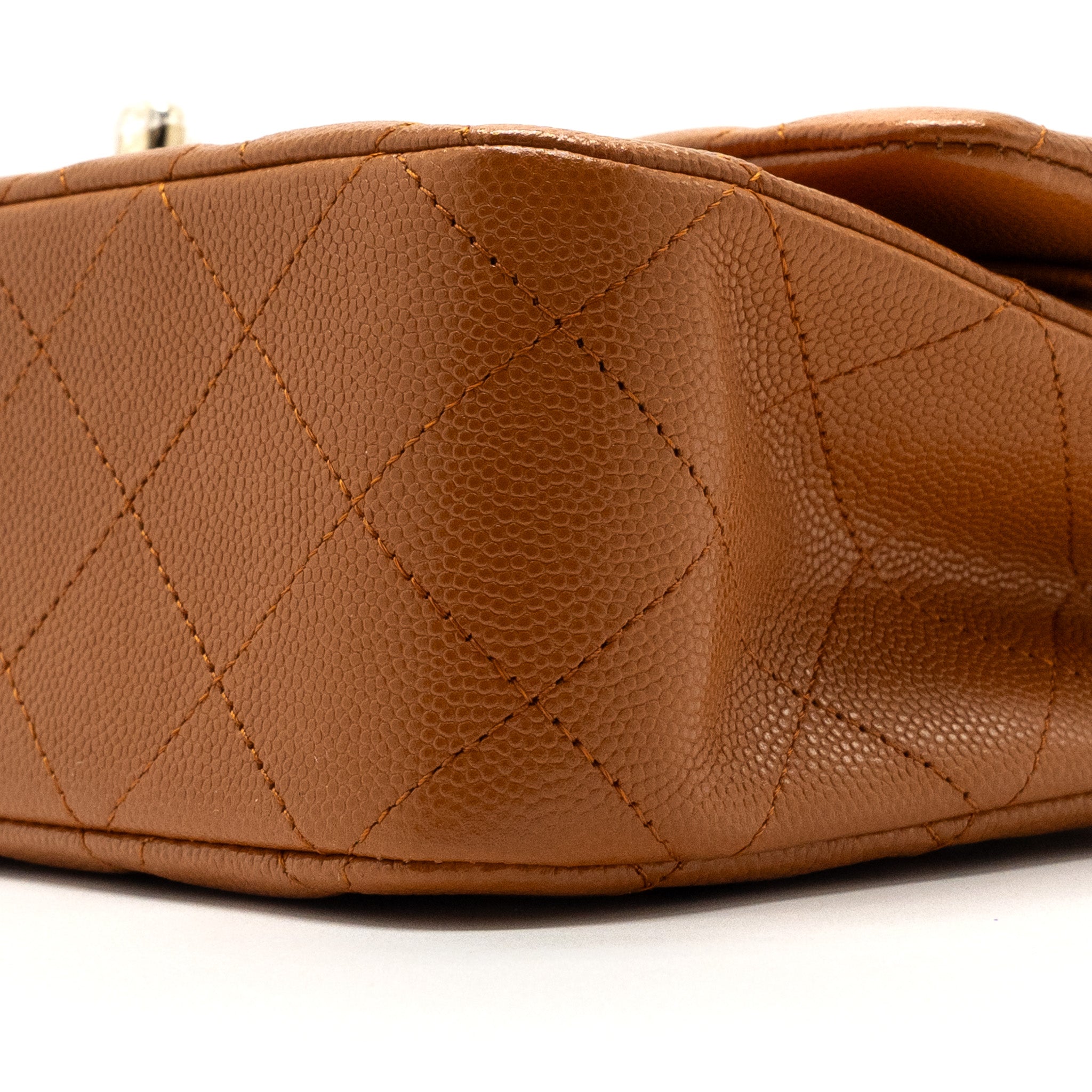chanel-medium-classic-double-flap-bag-caviar-caramel-lghwmicrochip
