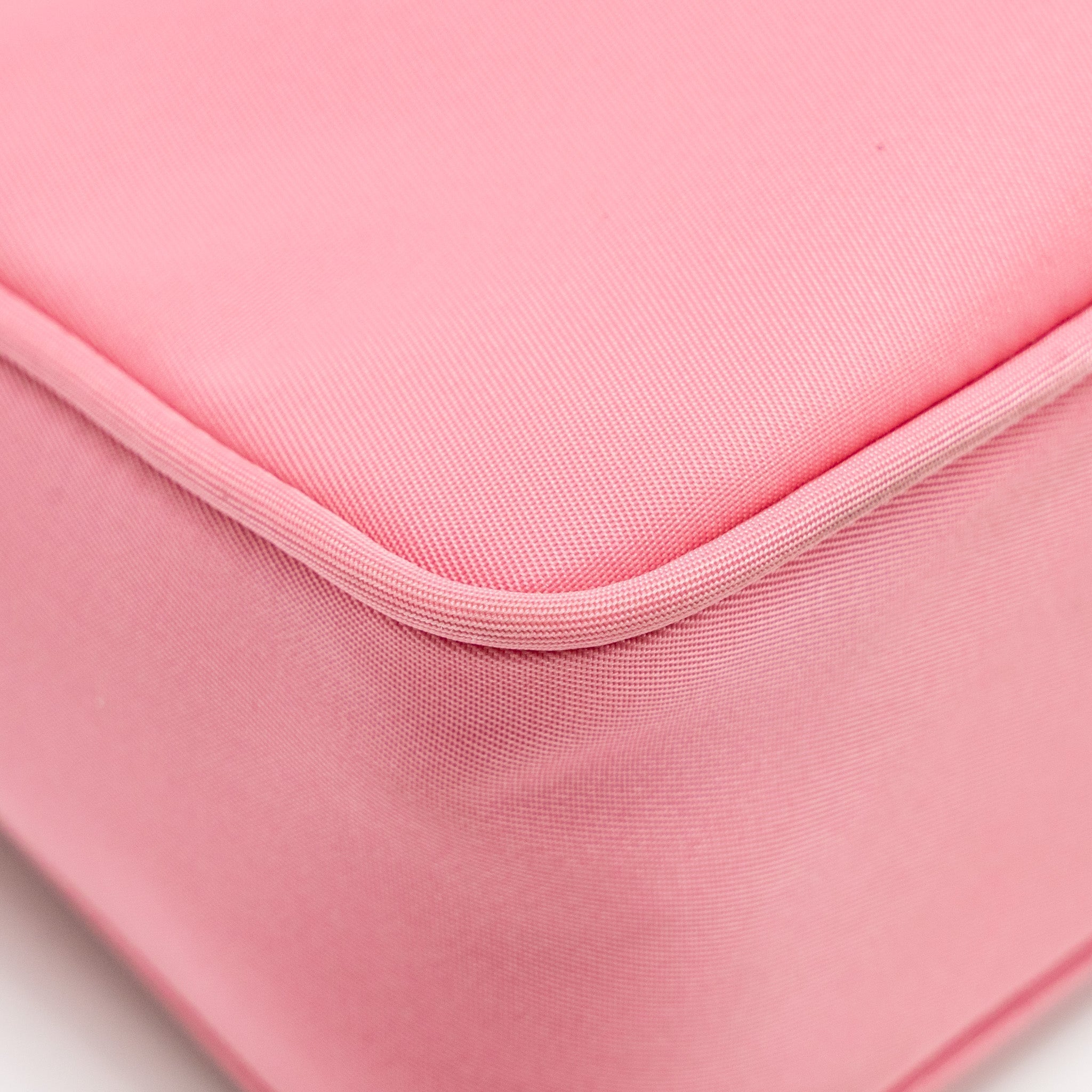 prada-re-edition-2000-mini-bag-re-nylon-pink-shw-copy