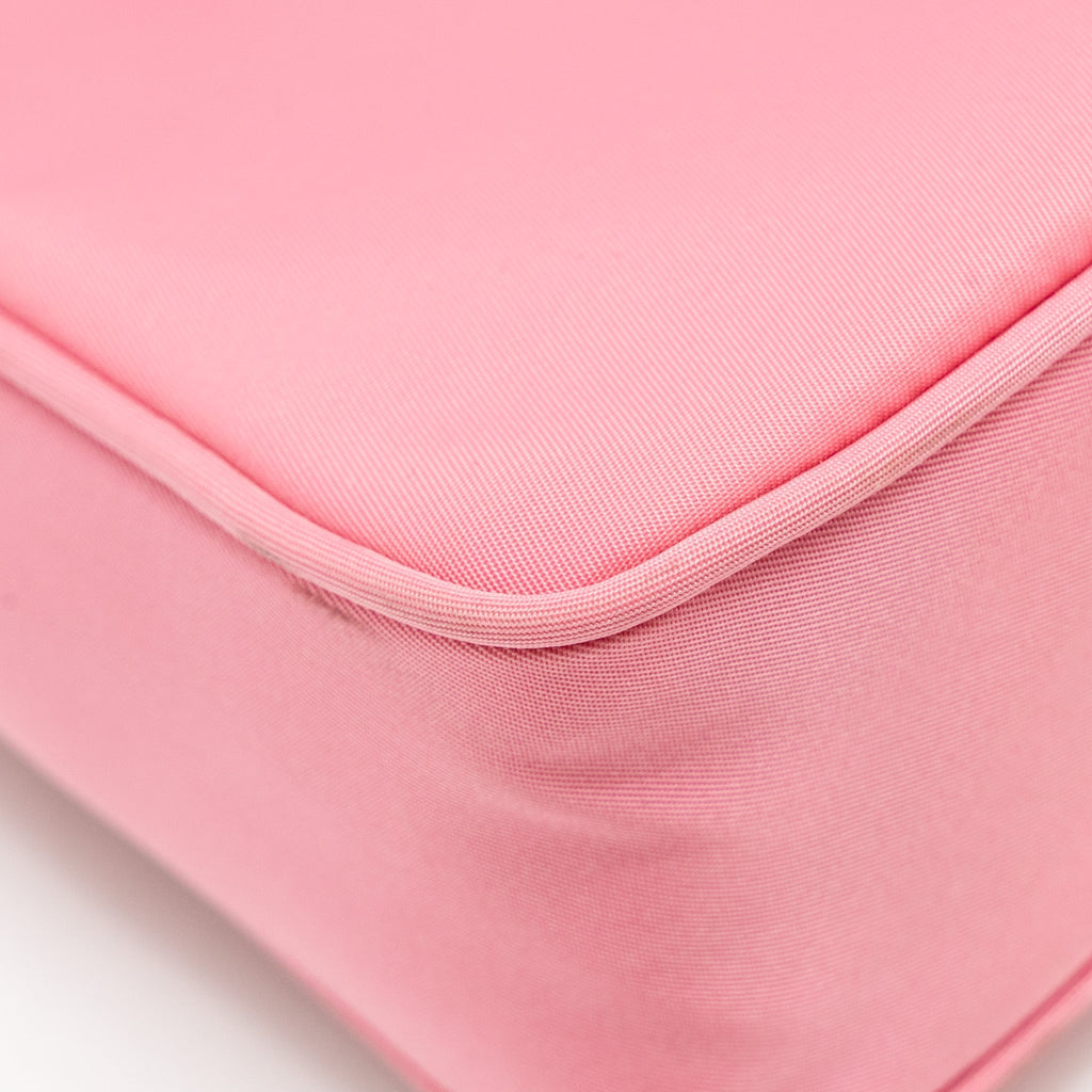prada-re-edition-2000-mini-bag-re-nylon-pink-shw-copy