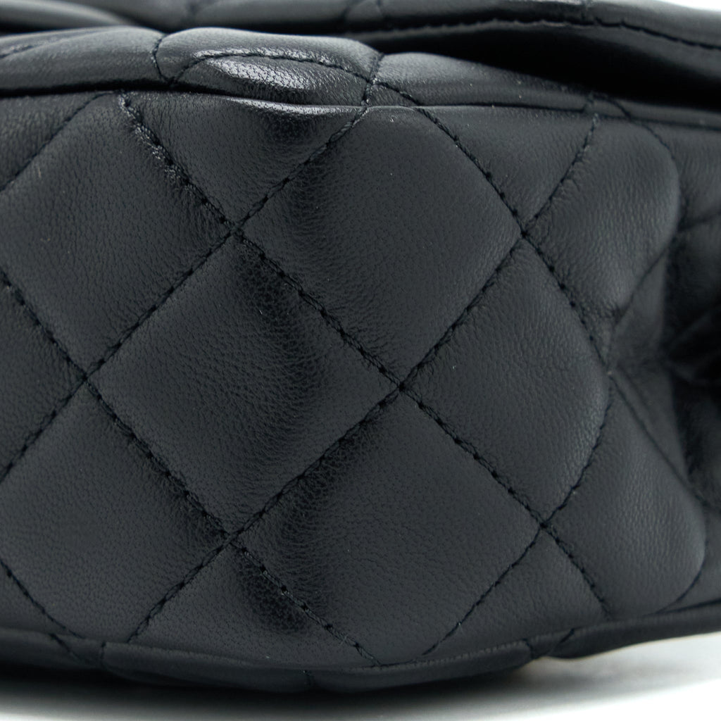 chanel-pearl-crush-mini-rectangular-lambskin-black-brush-ghw-microchip