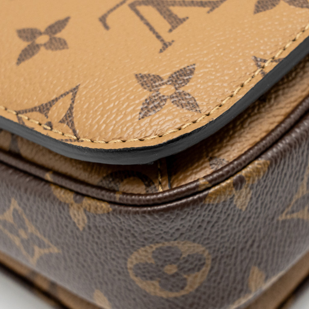 louis-vuitton-pochette-metis-monogram-reverse-canvas-ghw-10
