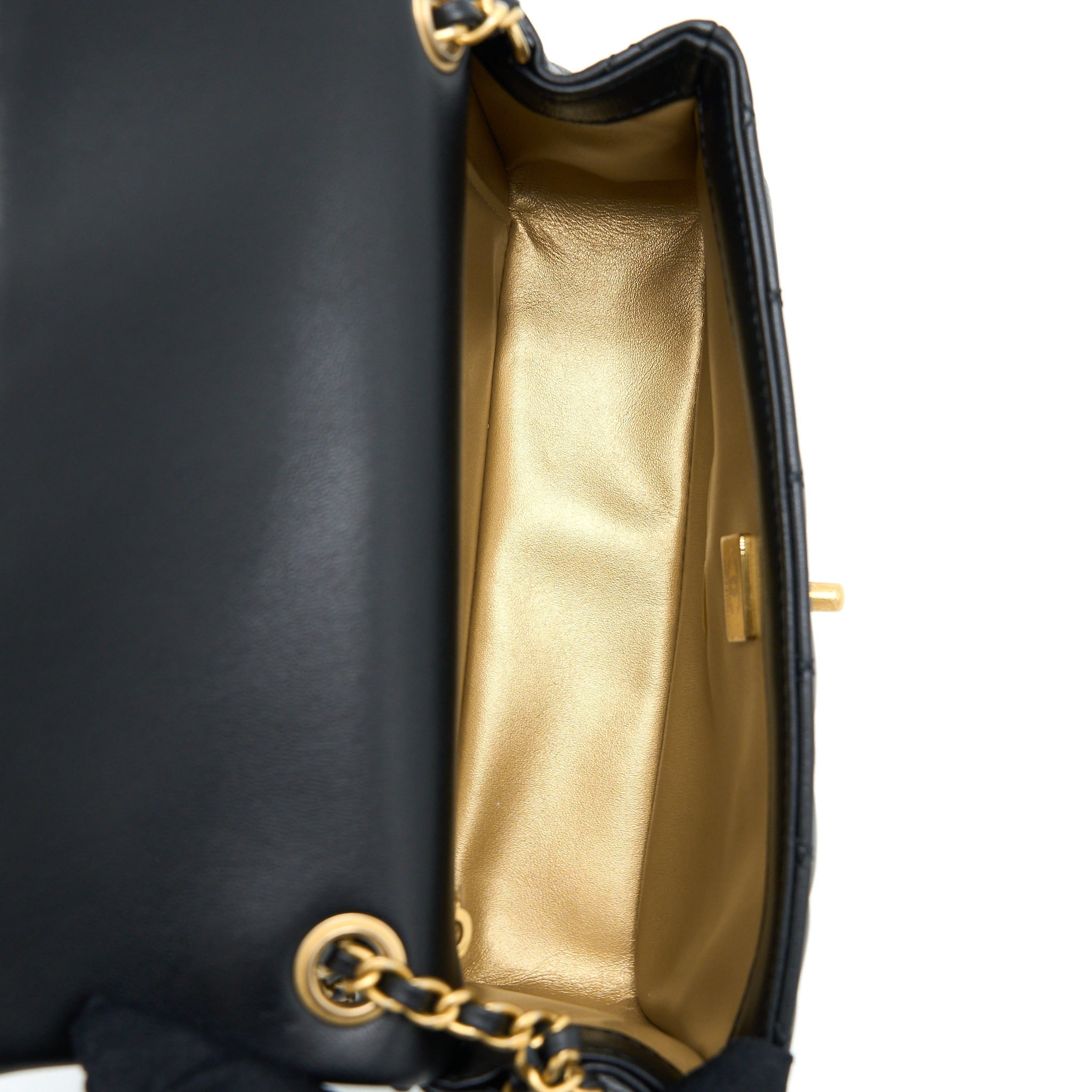 chanel-pearl-crush-mini-rectangular-lambskin-black-brush-ghw-microchip