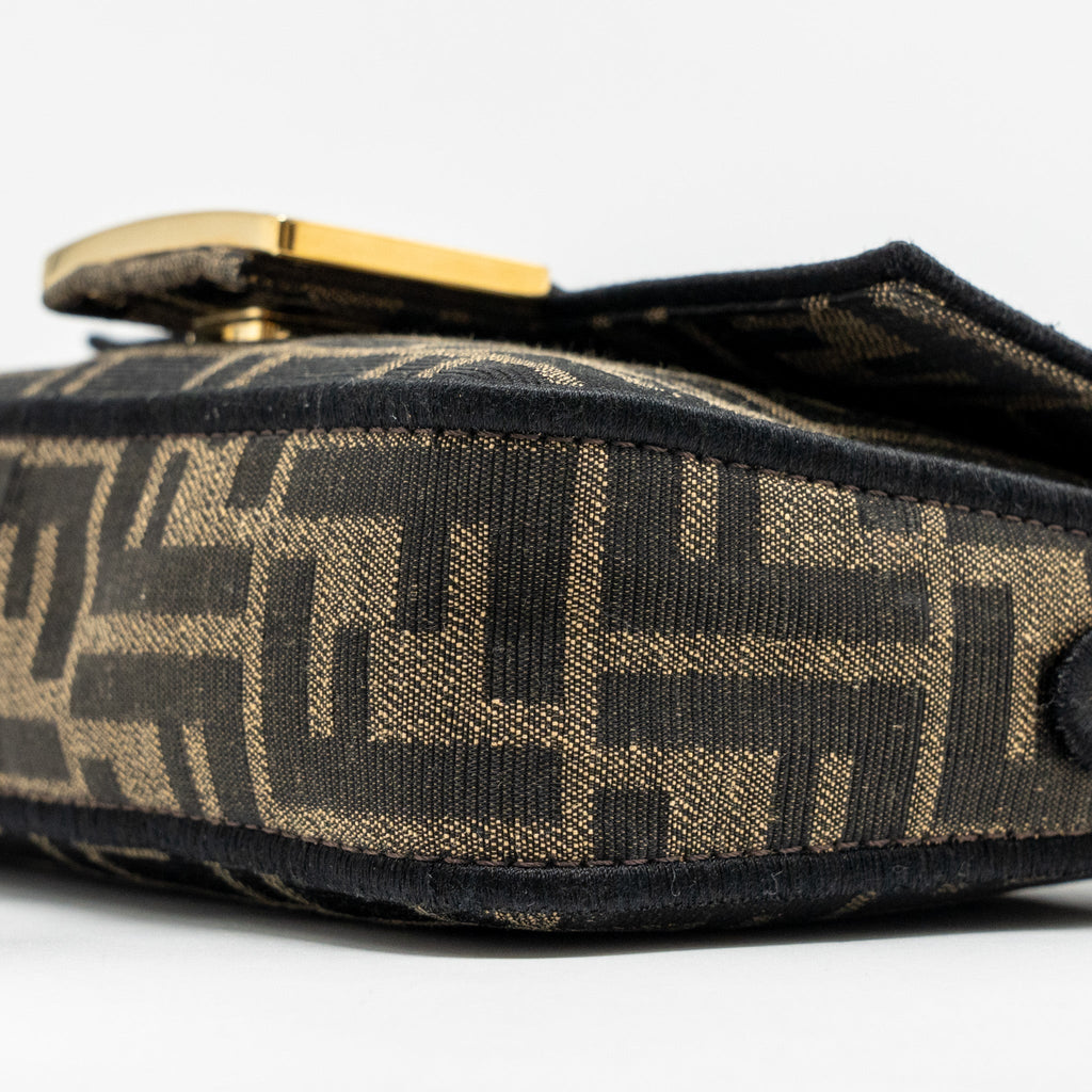 fendi-mini-baguette-ff-jacquard-canvas-brown-ghw