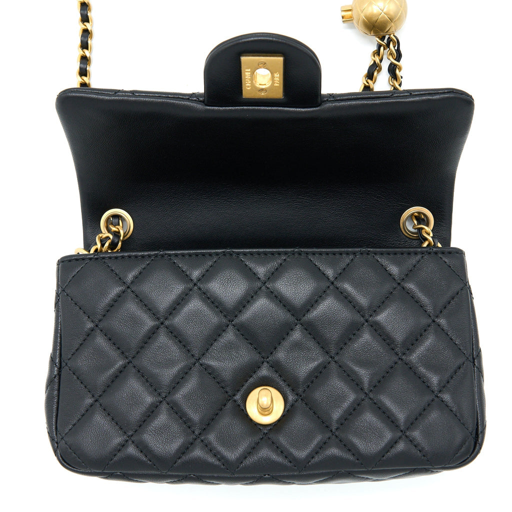 chanel-pearl-crush-mini-rectangular-lambskin-black-brush-ghw-microchip