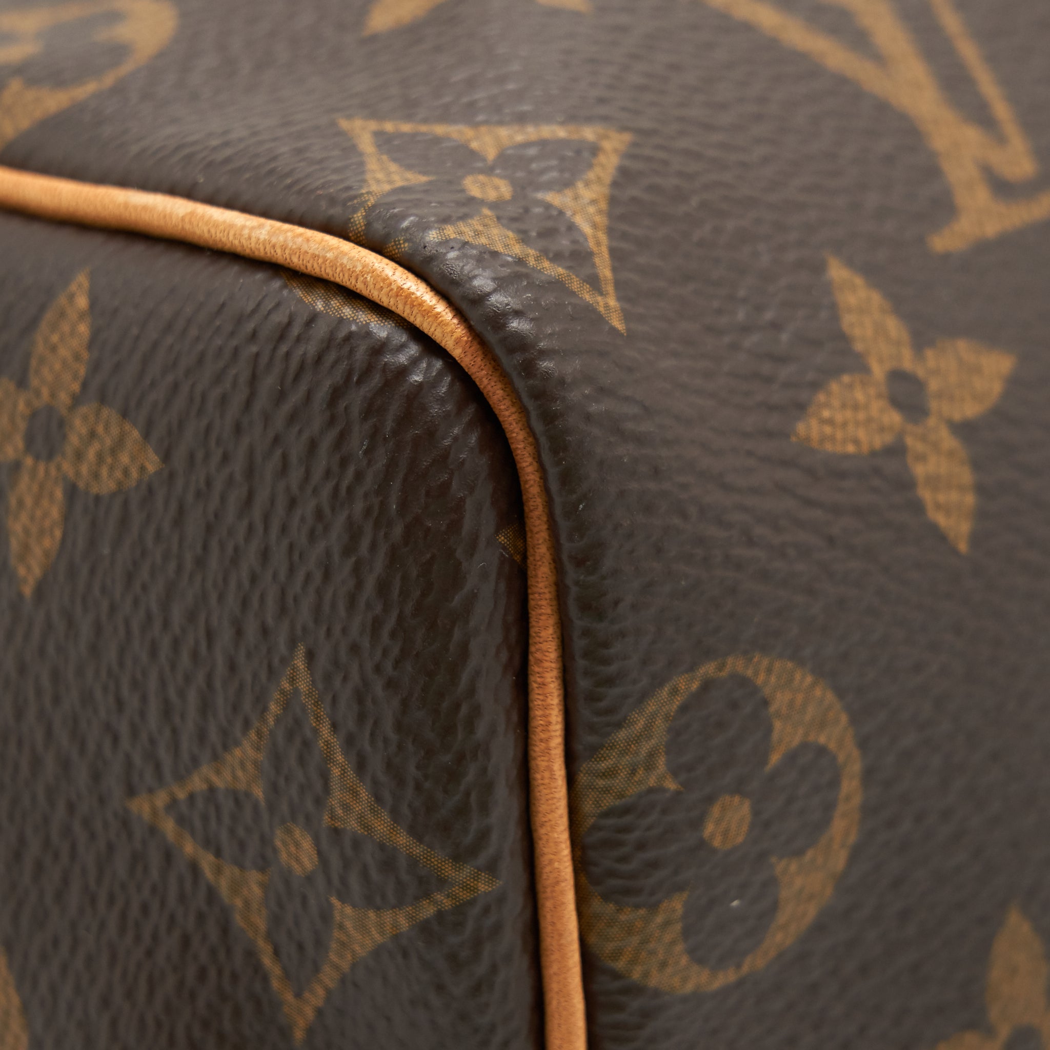louis-vuitton-speedy-25-bandouliere-monogram-canvas-1
