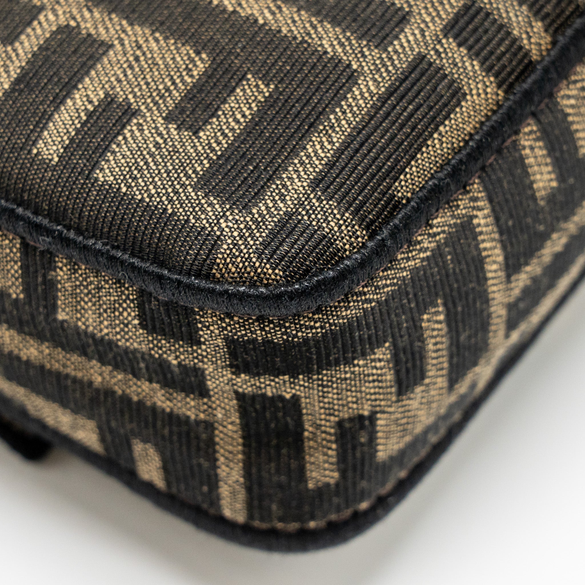fendi-mini-baguette-ff-jacquard-canvas-brown-ghw