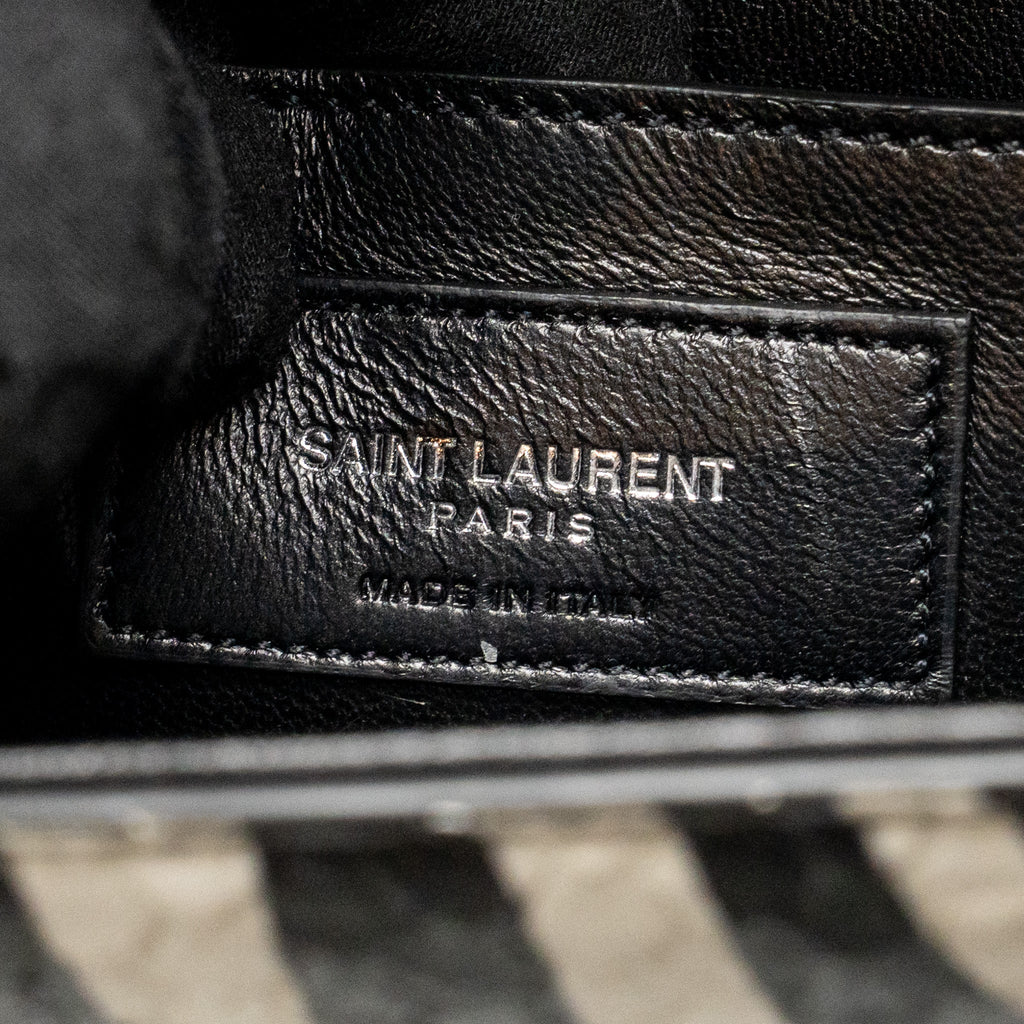 saint-laurent-ysl-medium-kate-shoulder-bag-with-tassel-embossed-leather-black-white-shw