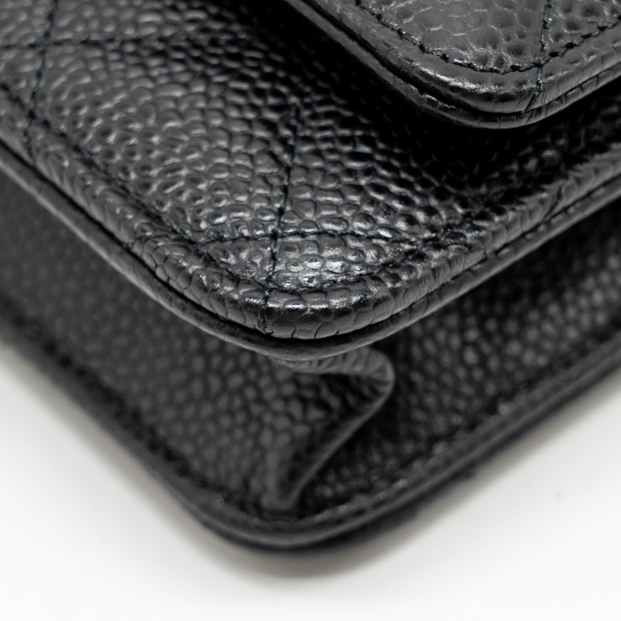 chanel-classic-wallet-on-chain-caviar-black-shw-microchip-8