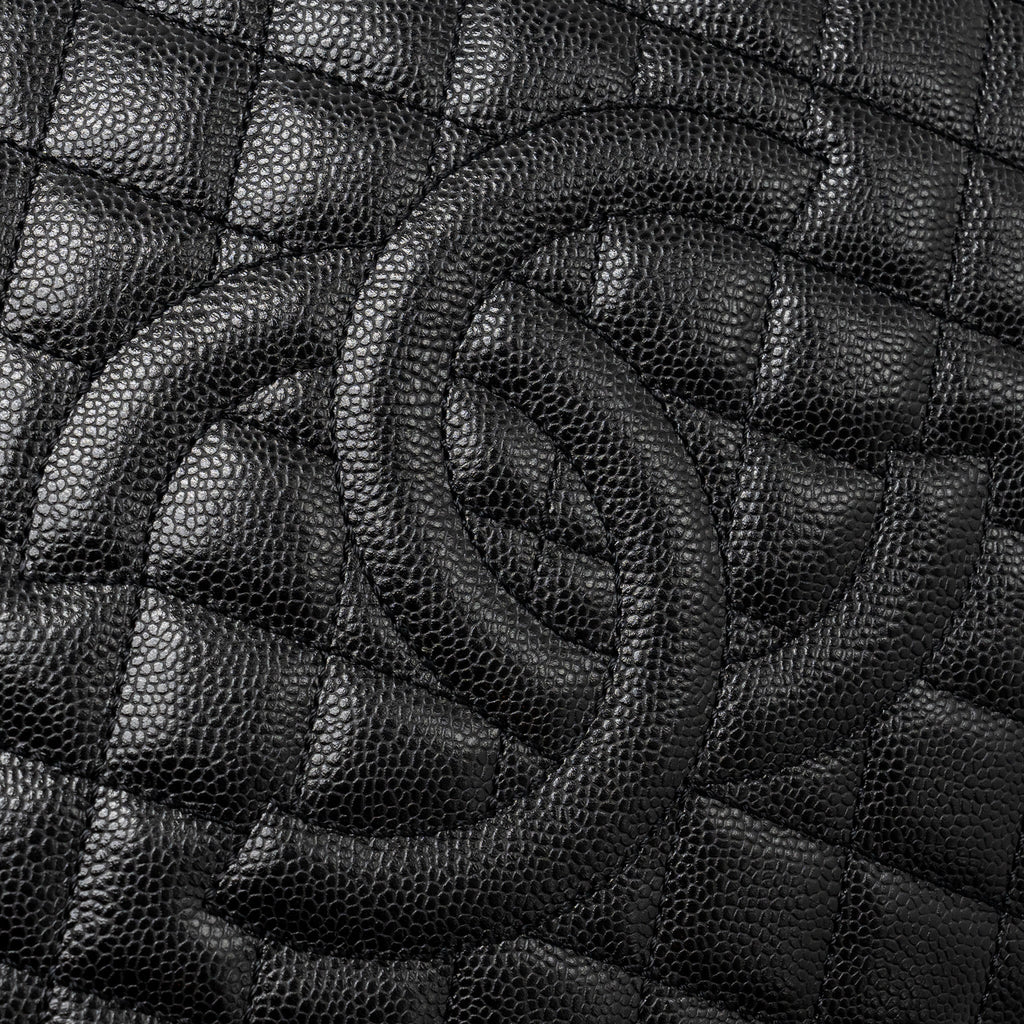 chanel-grand-shopping-tote-gst-caviar-black-shw-3
