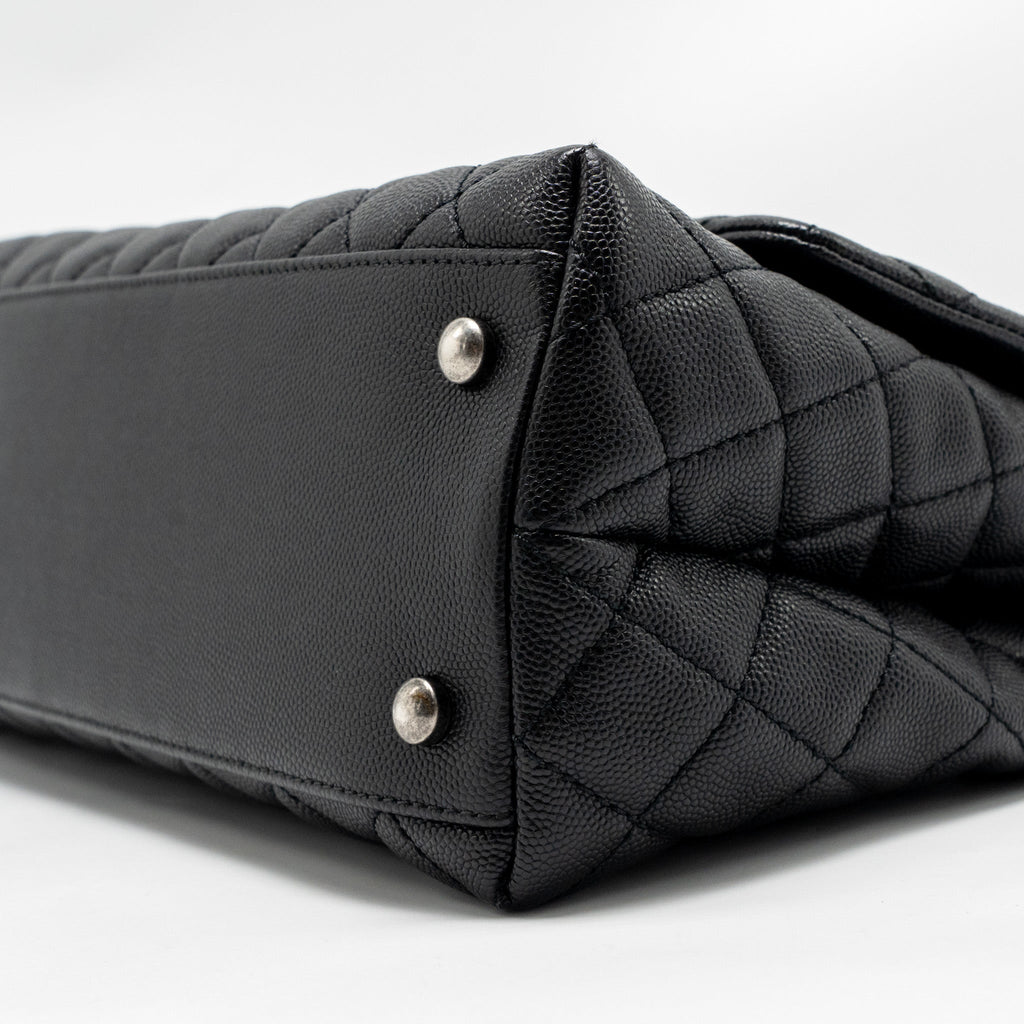 chanel-medium-coco-handle-caviar-lizard-handle-black-burgundy-ruthenium-hardware-1