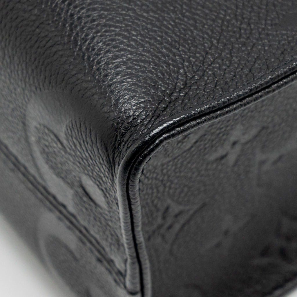 louis-vuitton-onthego-pm-monogram-calfskin-black-ghw
