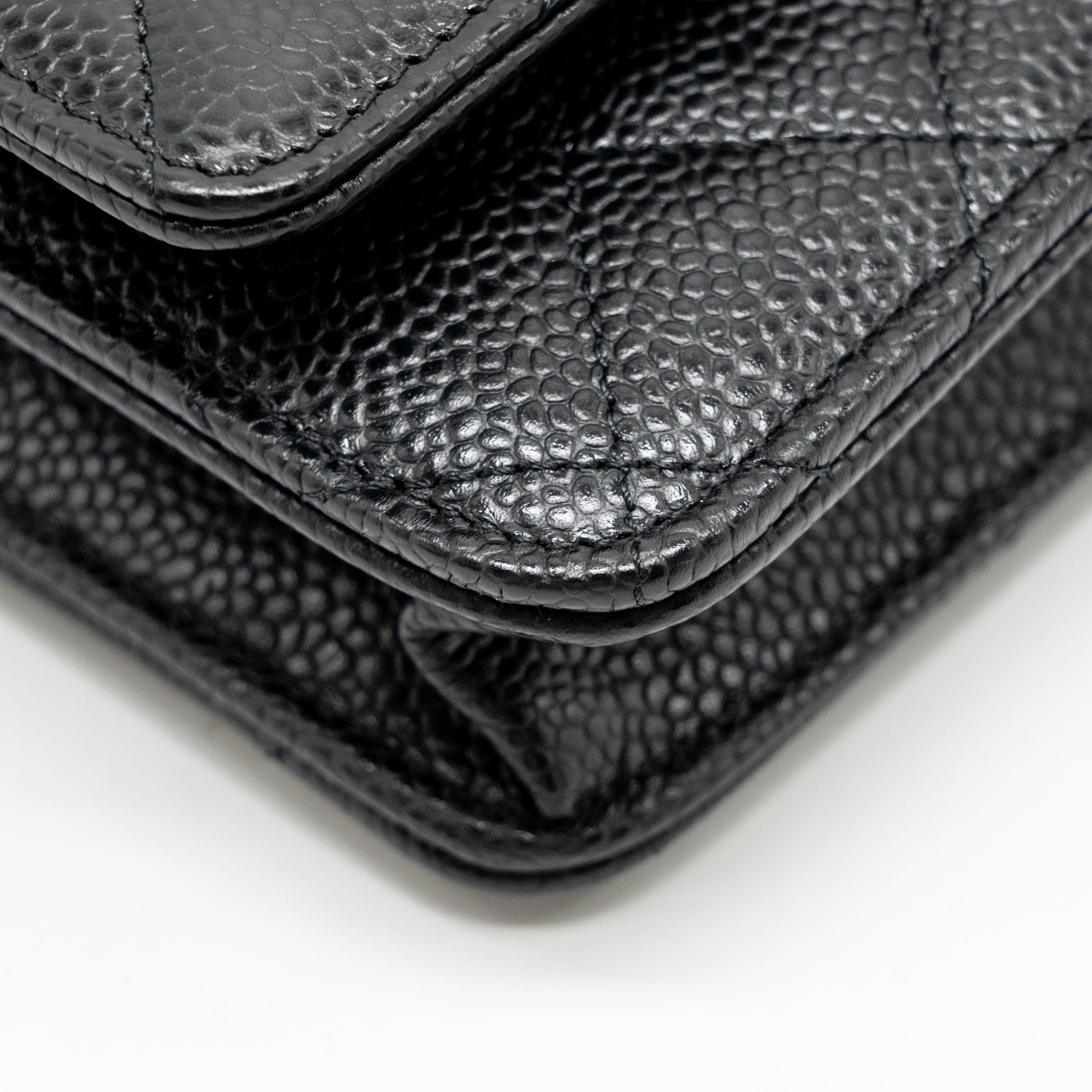 chanel-classic-wallet-on-chain-caviar-black-shw-microchip-8