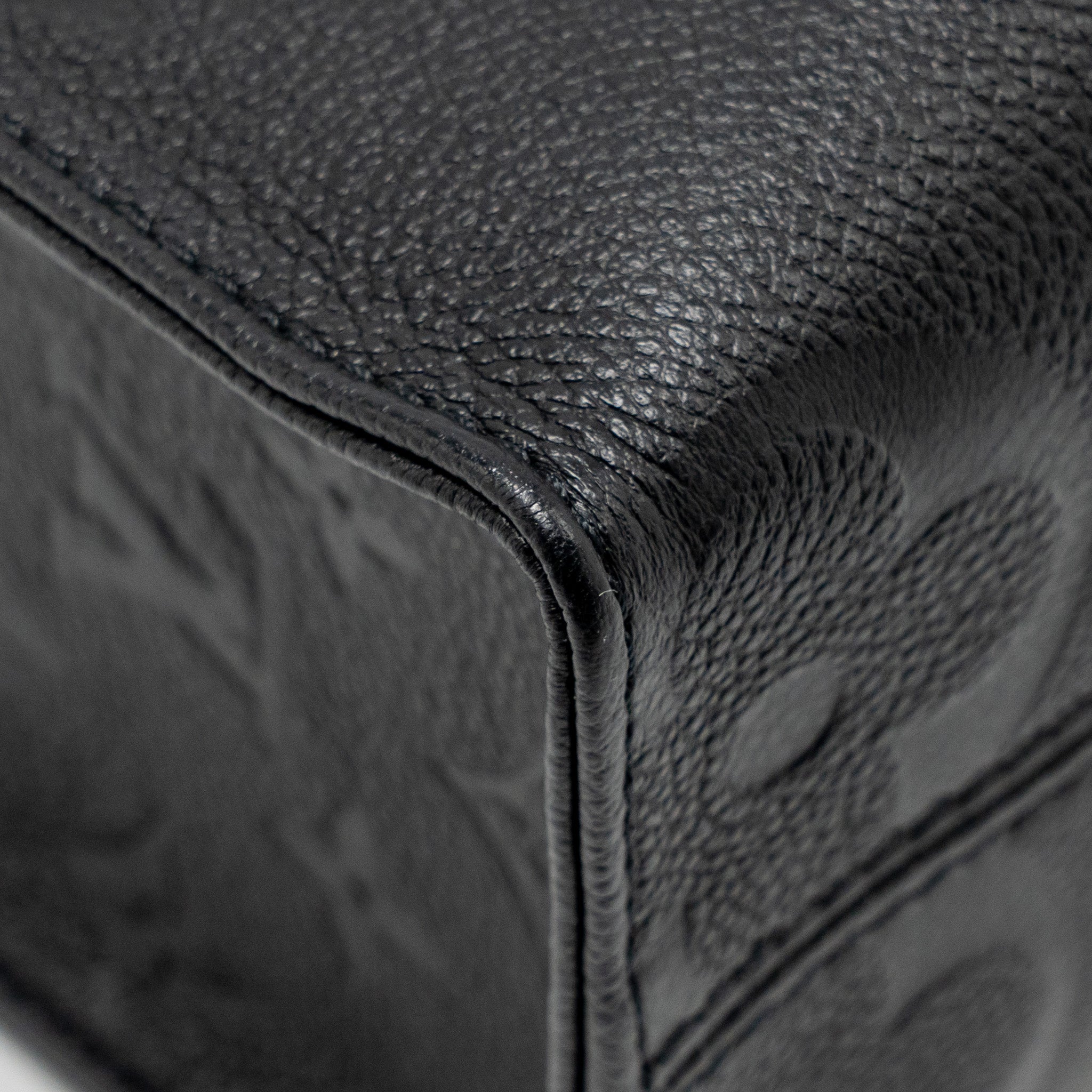 louis-vuitton-onthego-pm-monogram-calfskin-black-ghw