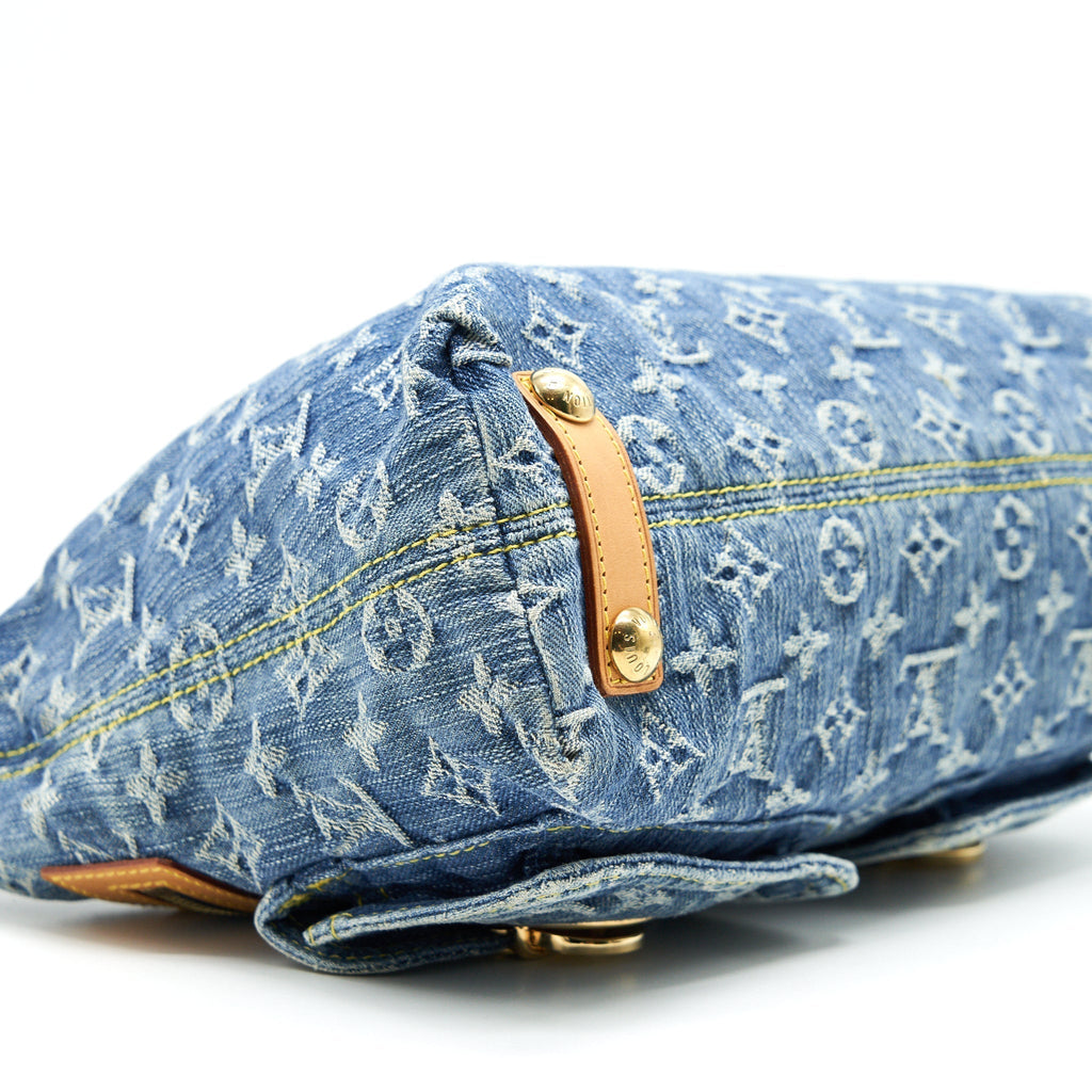 louis-vuitton-baggy-pm-denim-monogram-shoulder-bag