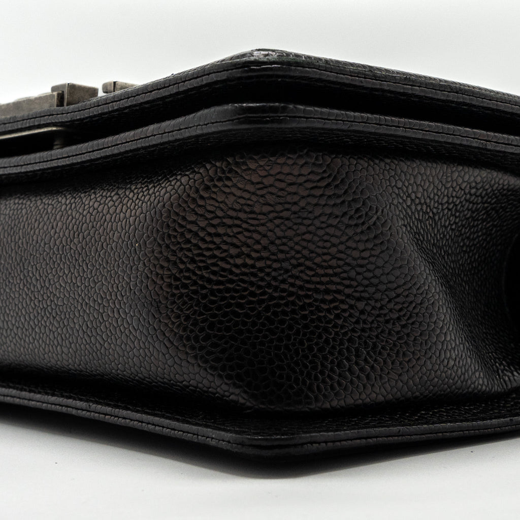 chanel-small-boy-bag-caviar-black-ruthenium-hardware