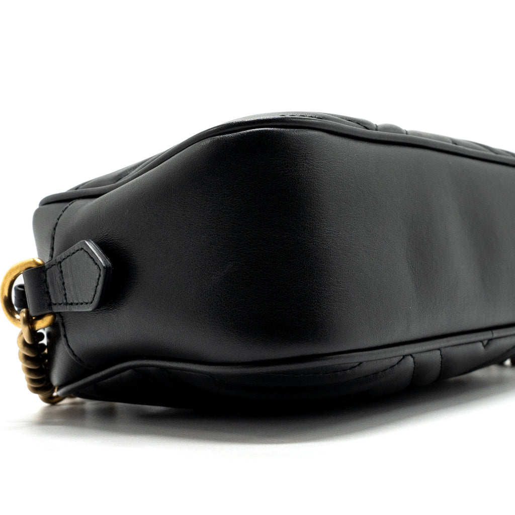 gucci-gg-marmont-small-matelasse-shoulder-bag