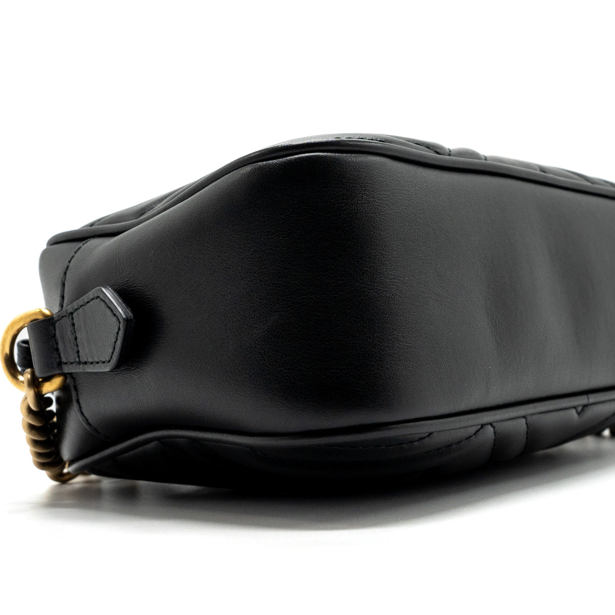 gucci-gg-marmont-small-matelasse-shoulder-bag