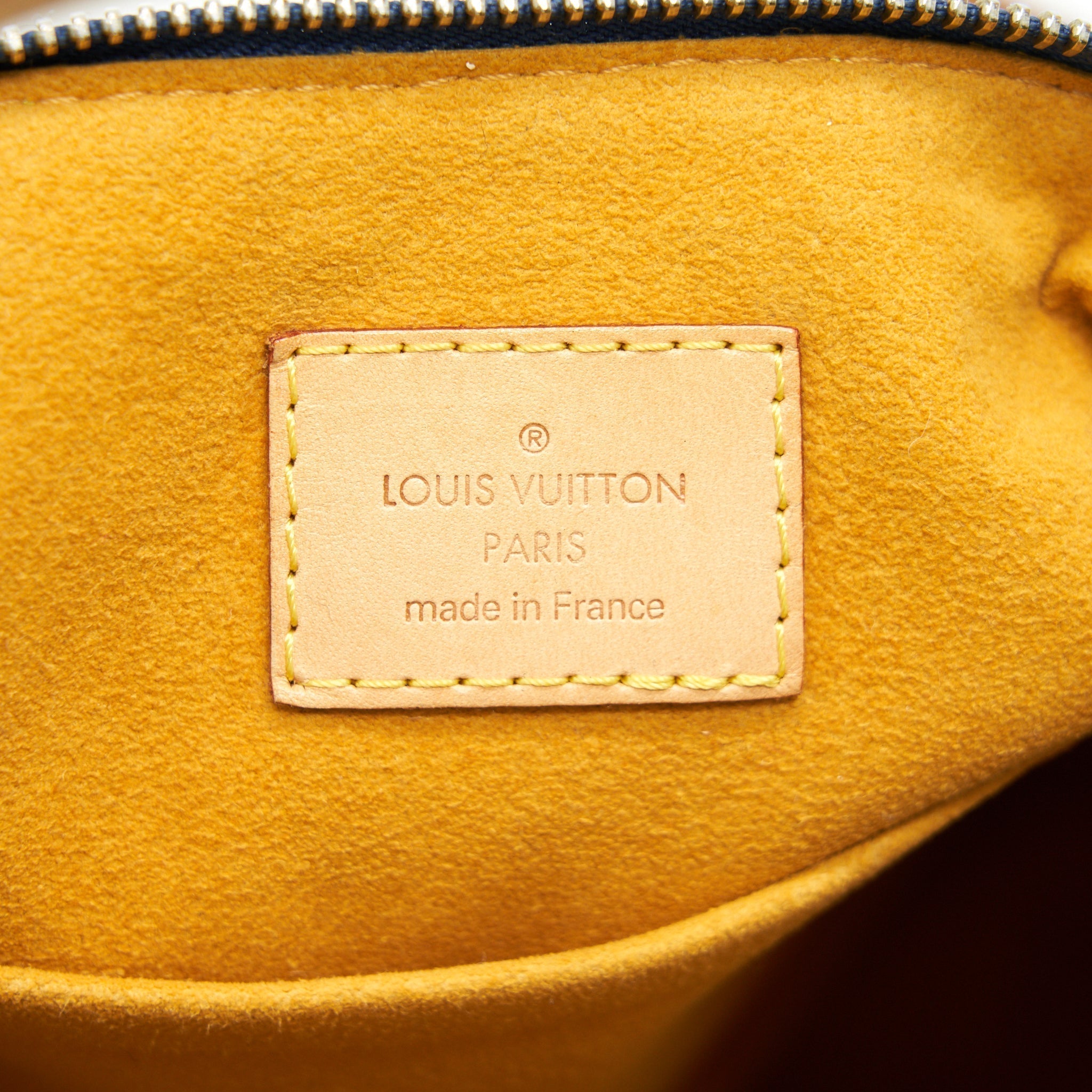 louis-vuitton-baggy-pm-denim-monogram-shoulder-bag