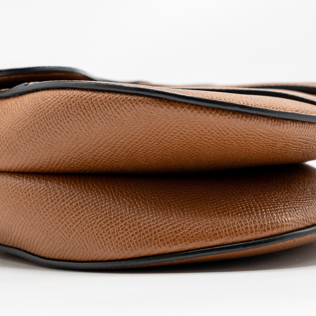dior-medium-saddle-bag-calfskin-caramel-ghw