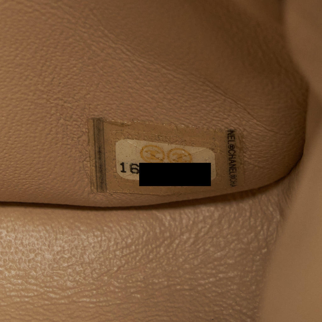 chanel-jumbo-classic-double-flap-bag-lambskin-beige-lghw