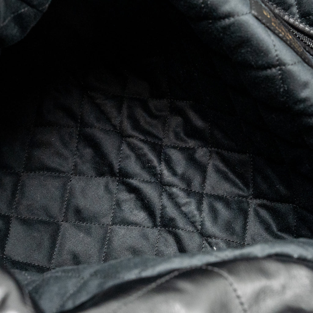 chanel-medium-22-bag-shiny-calfskin-black-ghw-microchip-4