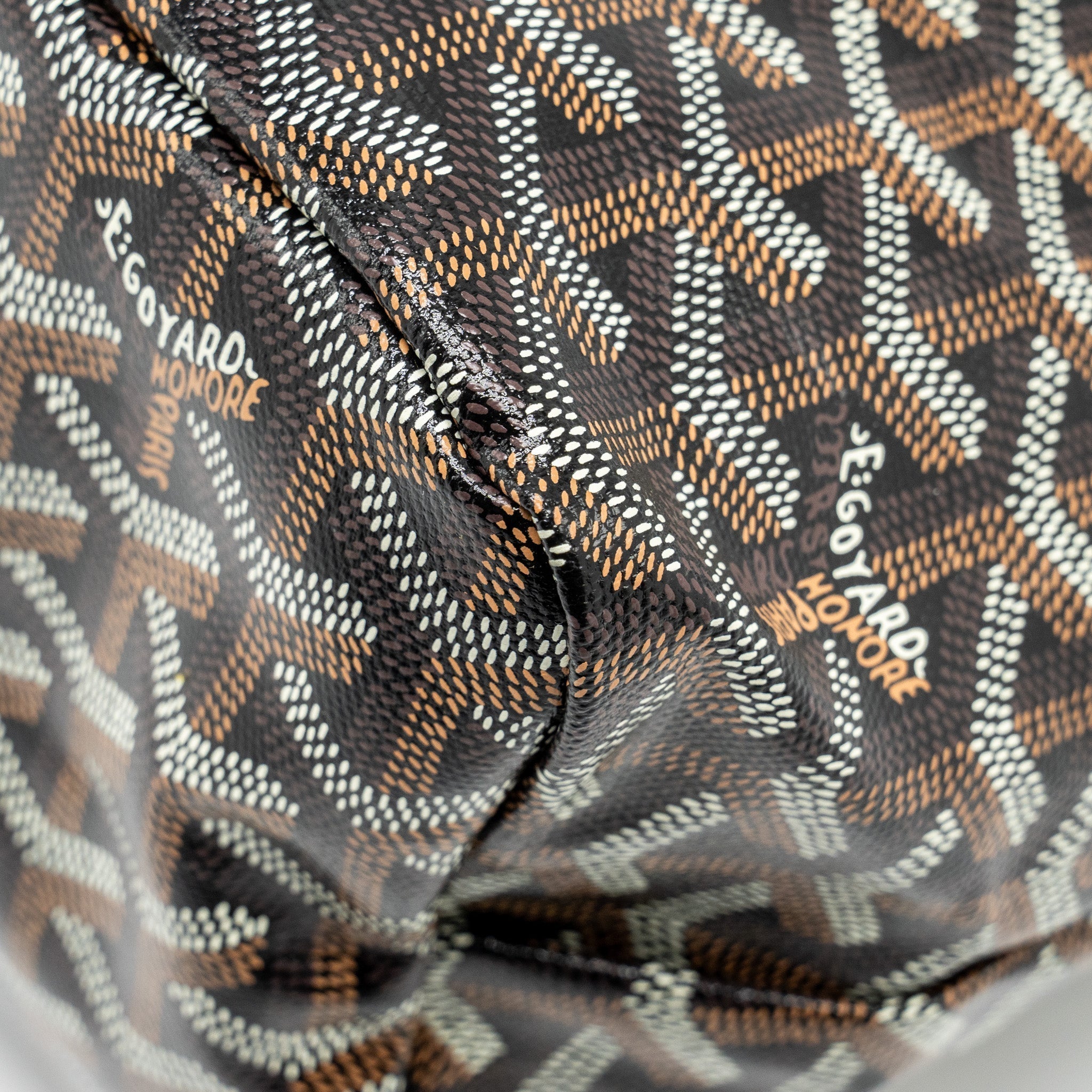 goyard-boheme-hobo-bag-goyardline-canvas-calfskin-black-shw-2