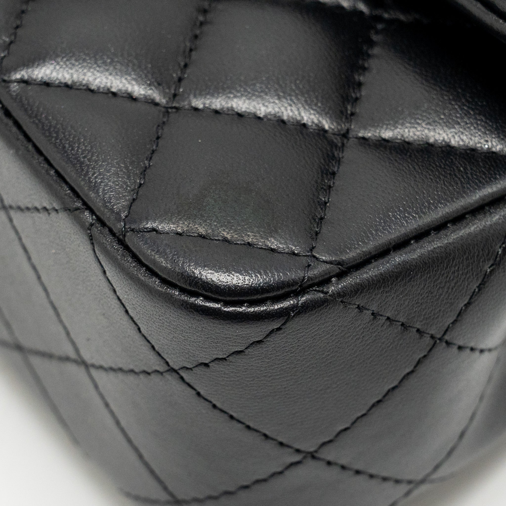 chanel-so-black
