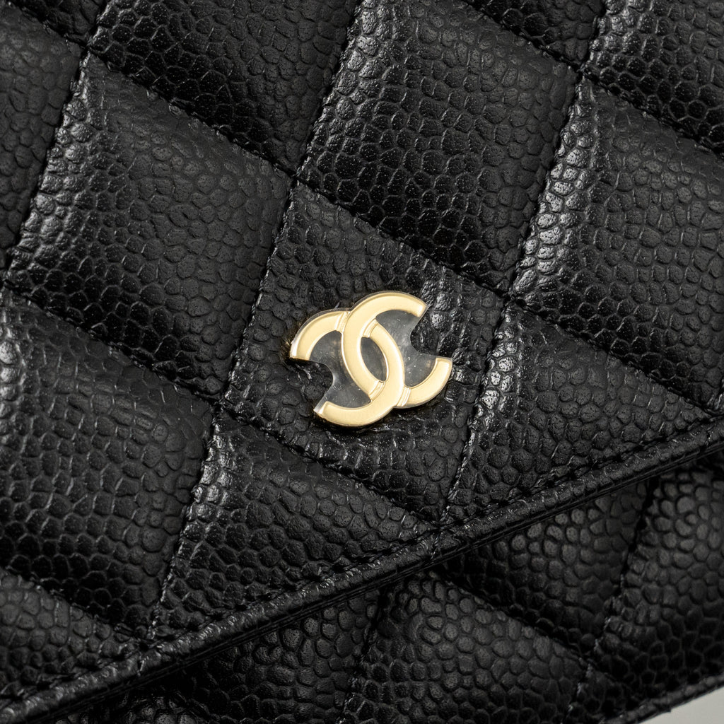 chanel-classic-wallet-on-chain-caviar-black-ghwmicrochip-2