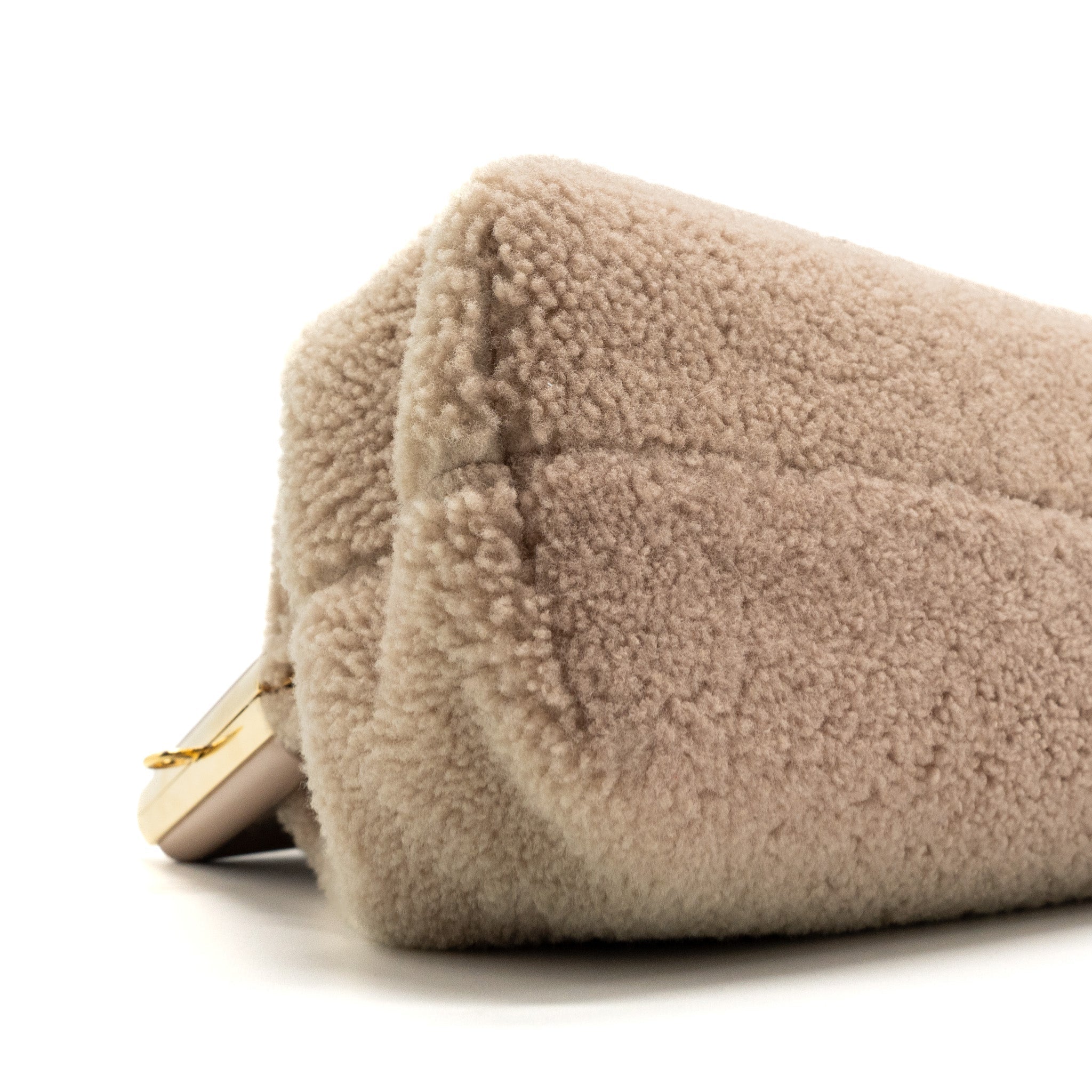 fendi-first-medium-lambskin-shearling-light-beige-ghw