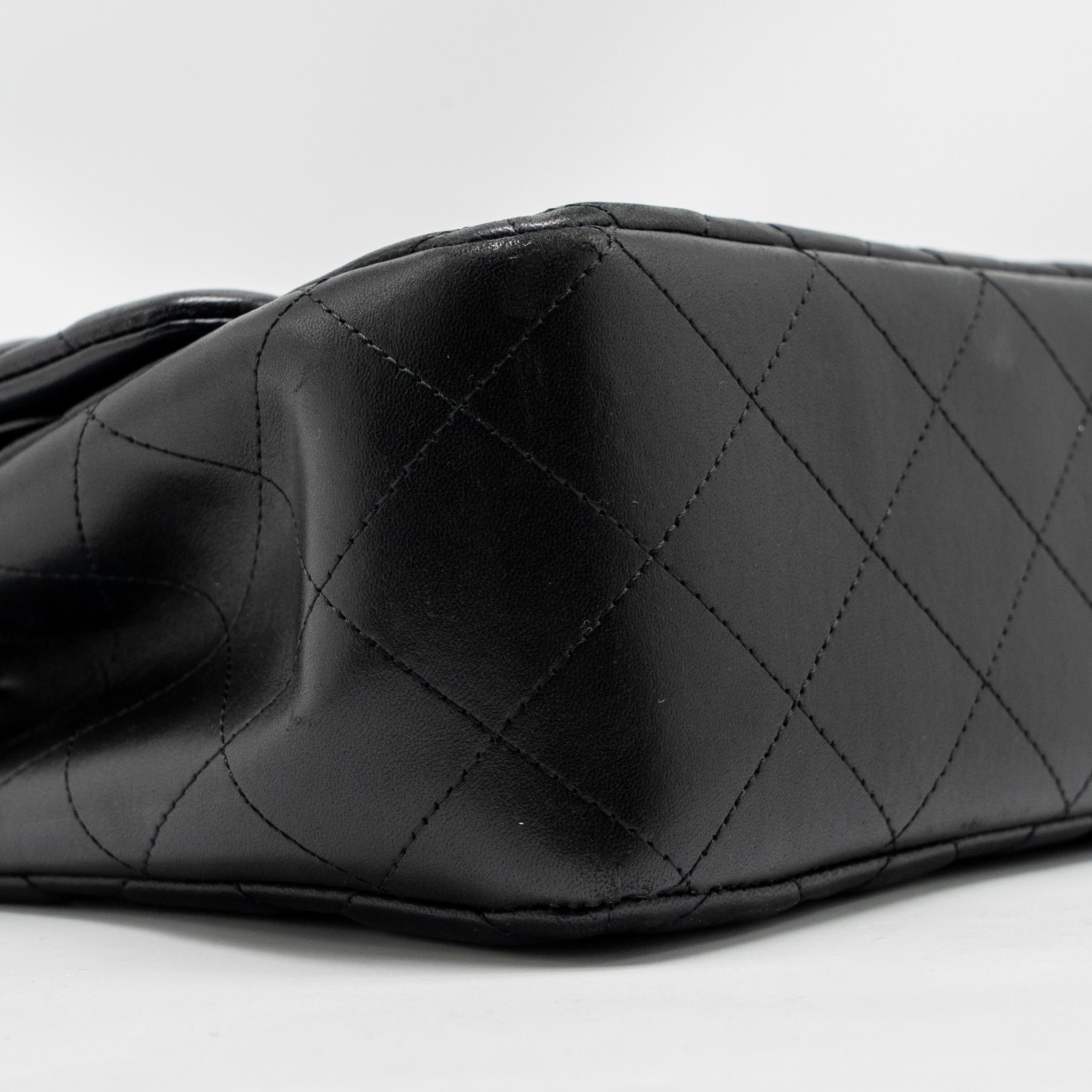 chanel-jumbo-classic-double-flap-bag-lambskin-so-black-copy