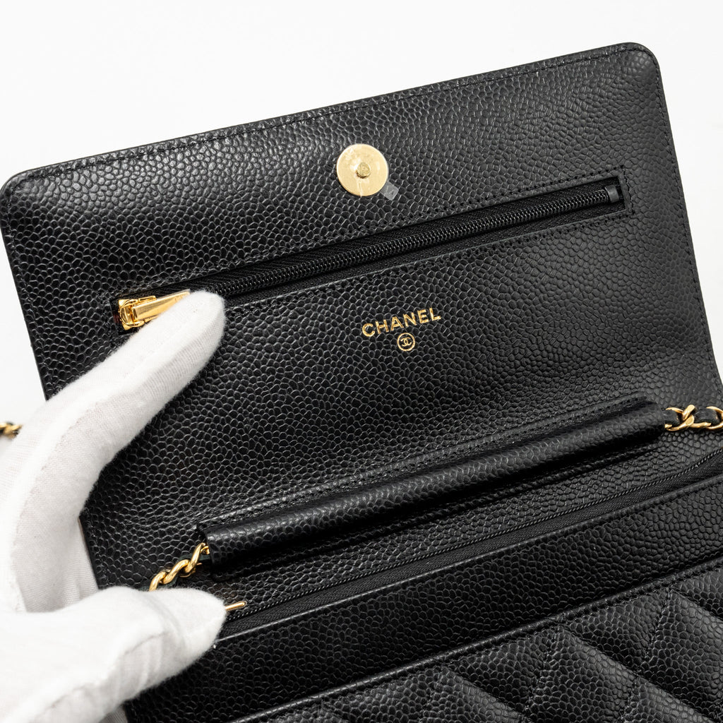 chanel-classic-wallet-on-chain-caviar-black-ghwmicrochip-2