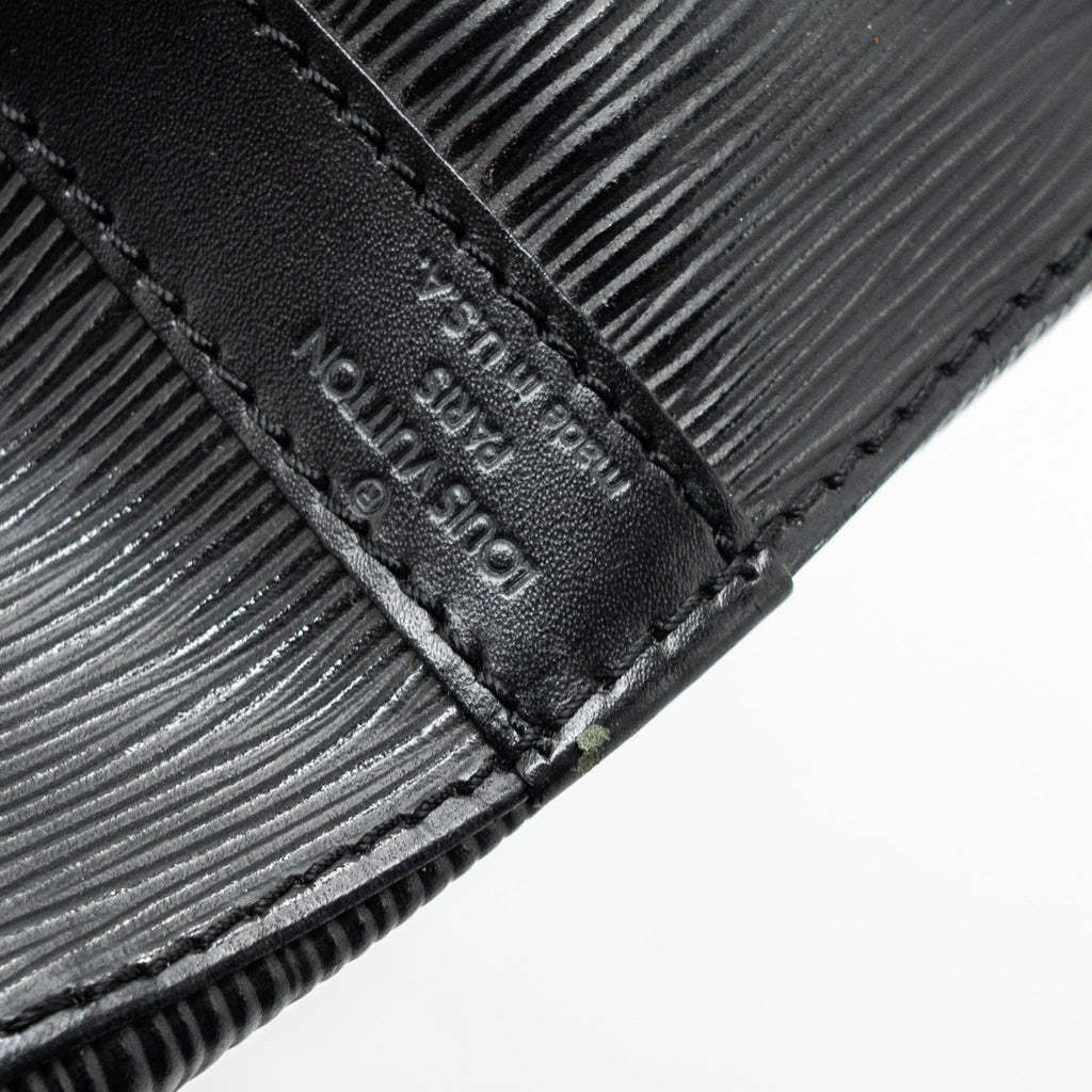 louis-vuitton-petit-noe-epi-leather-black-ghw