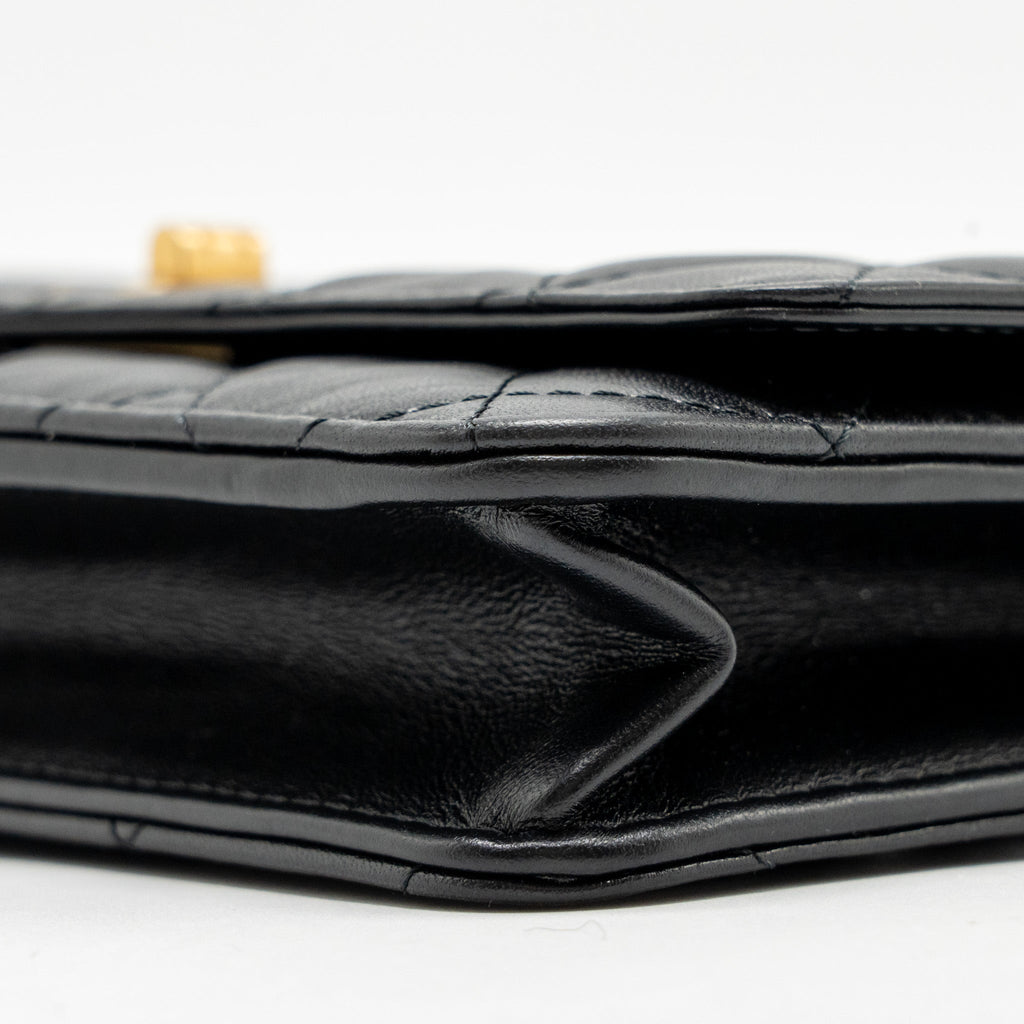chanel-2-55-reissue-wallet-on-chain-lambskin-black-ghw-microchip-copy