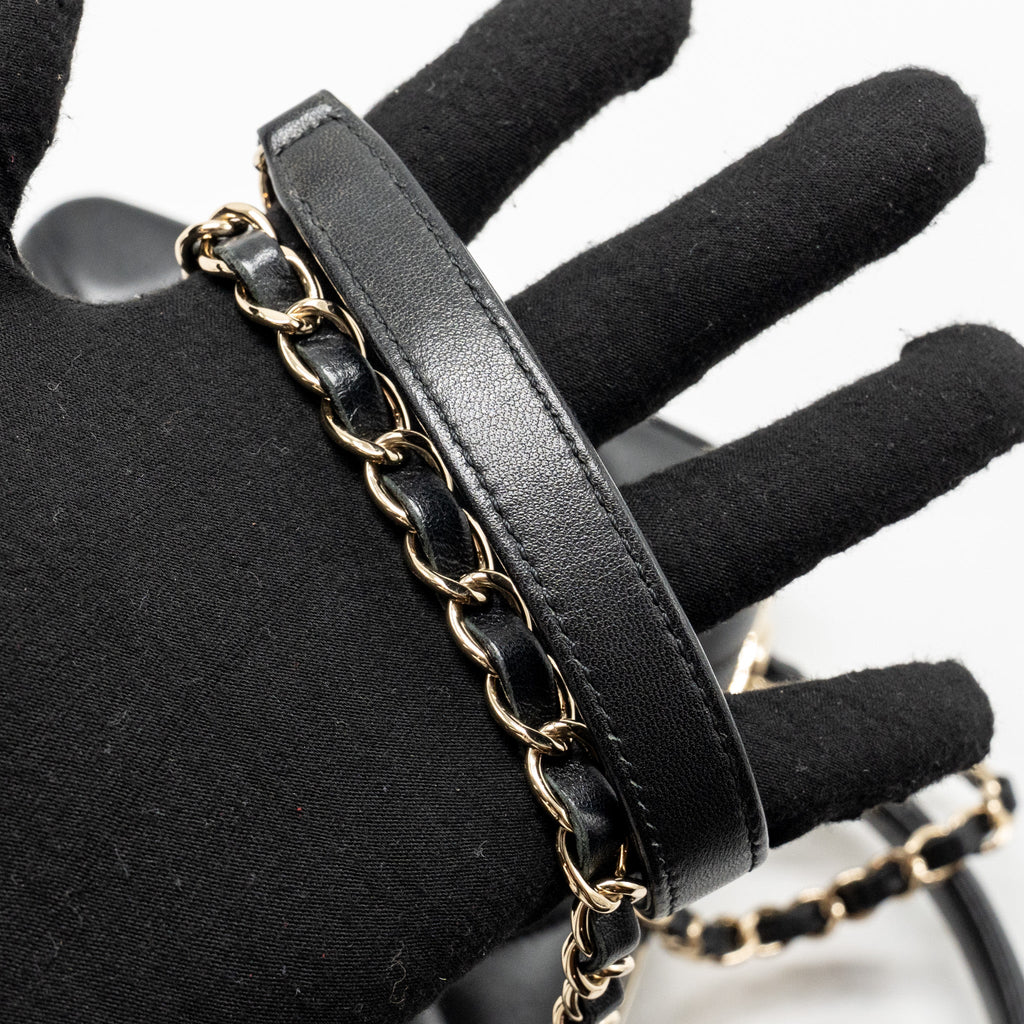 chanel-top-handle-trendy-cc-flap-bag-lambskin-black-lghw-1