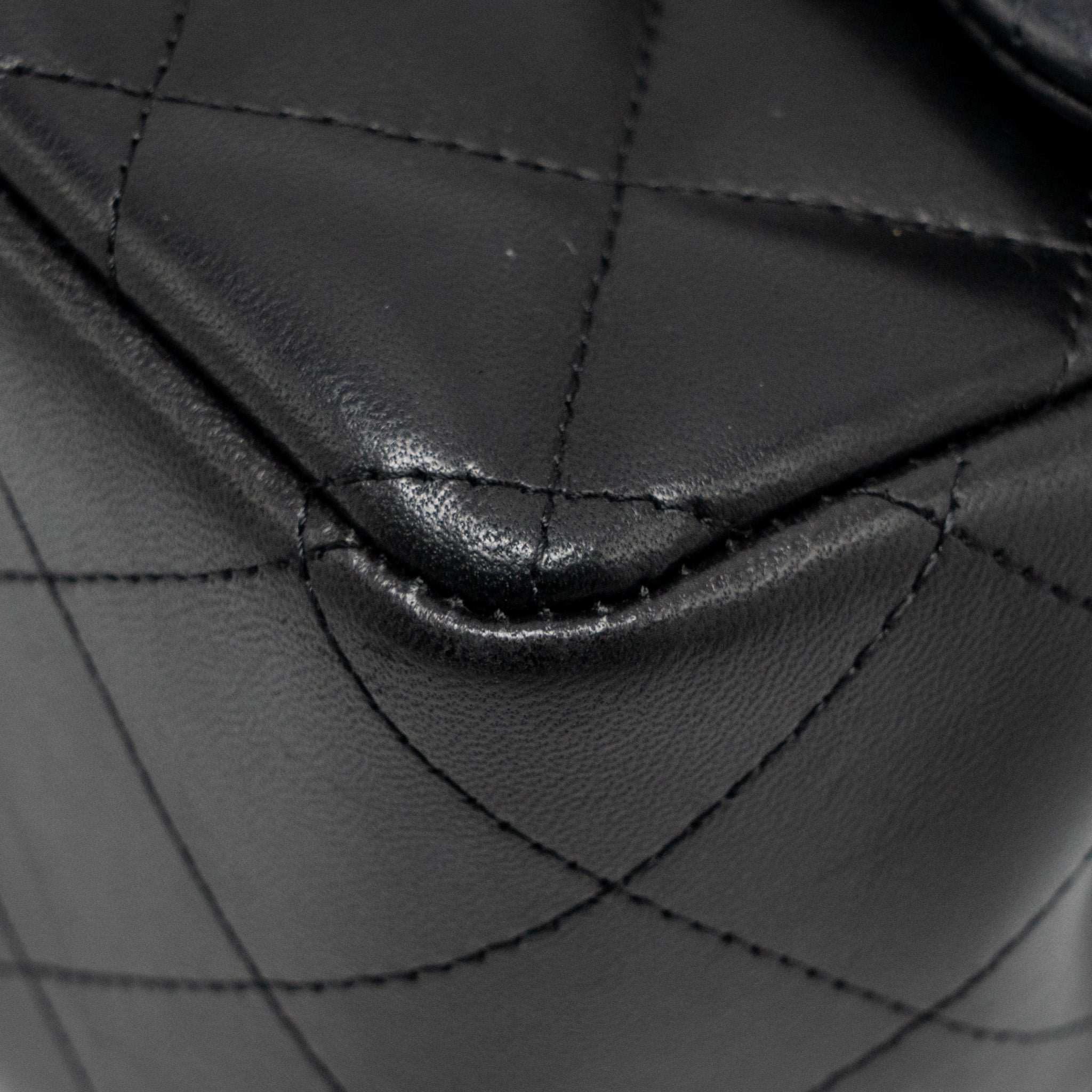 chanel-jumbo-classic-double-flap-bag-lambskin-so-black-copy