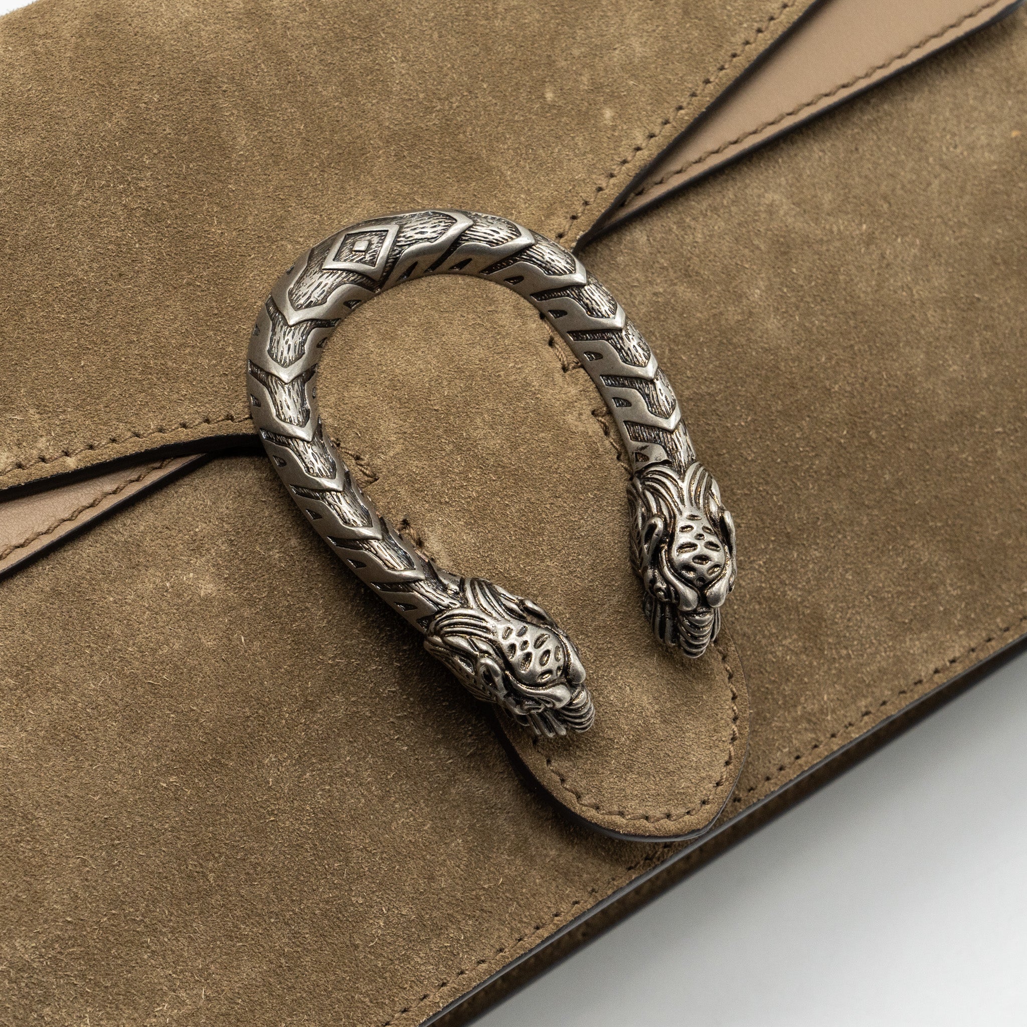 gucci-dionysus-shoulder-bag-suede-leather-light-brown-shw