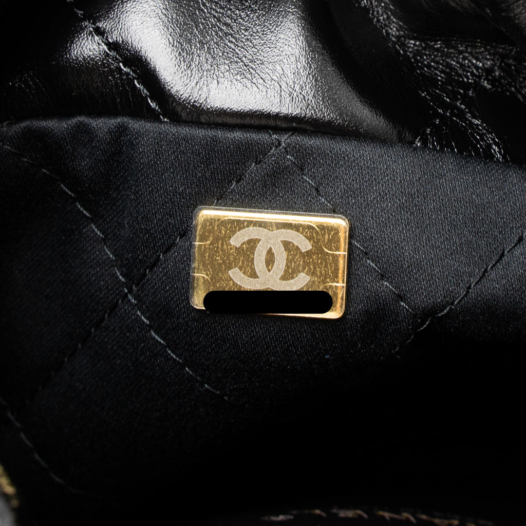 copy-of-chanel-23s-mini-22-bag-shiny-calfskin-black-brushed-ghw-microchip