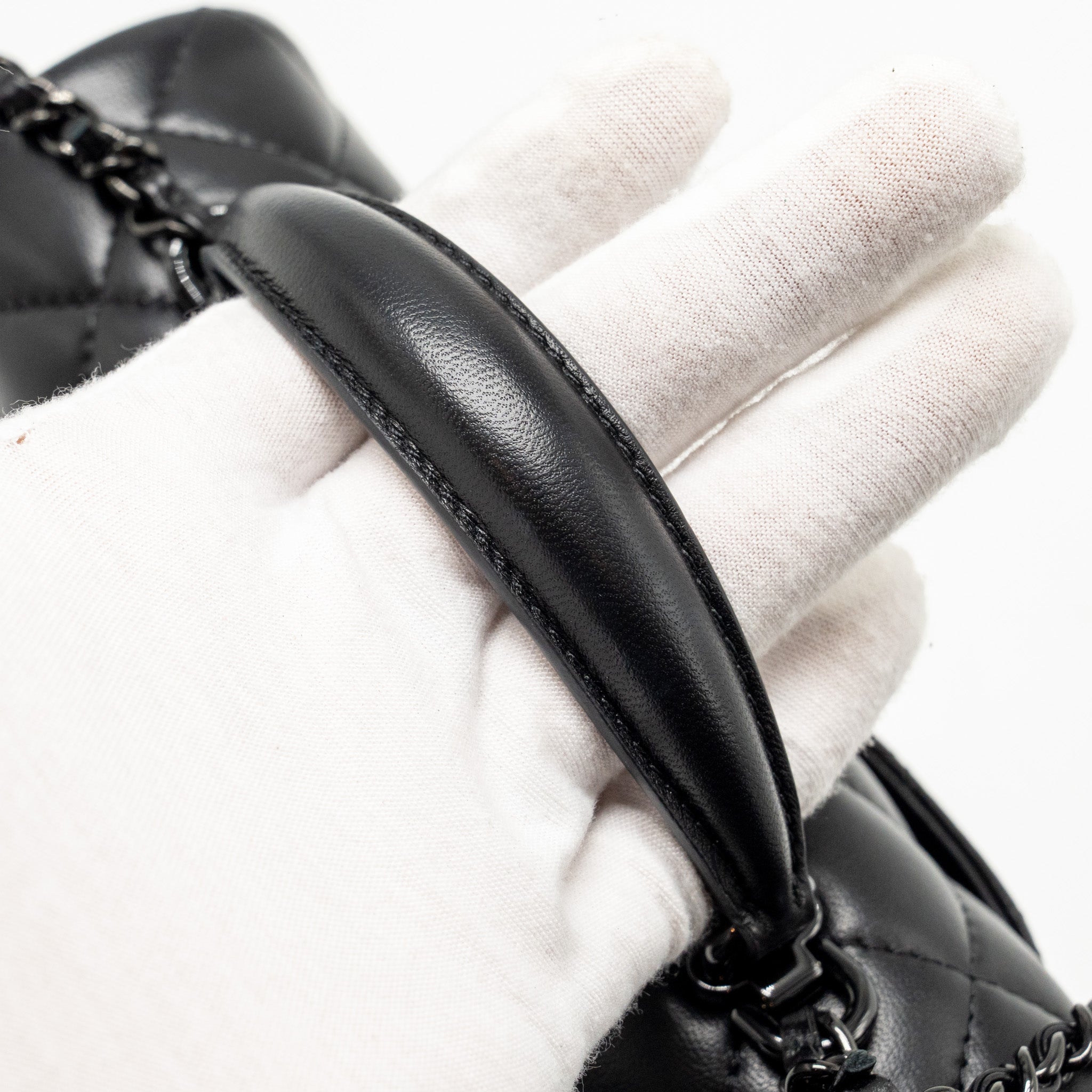 chanel-so-black