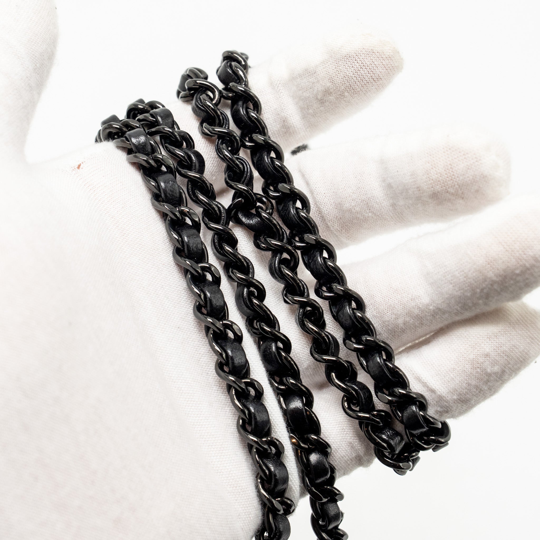 chanel-so-black
