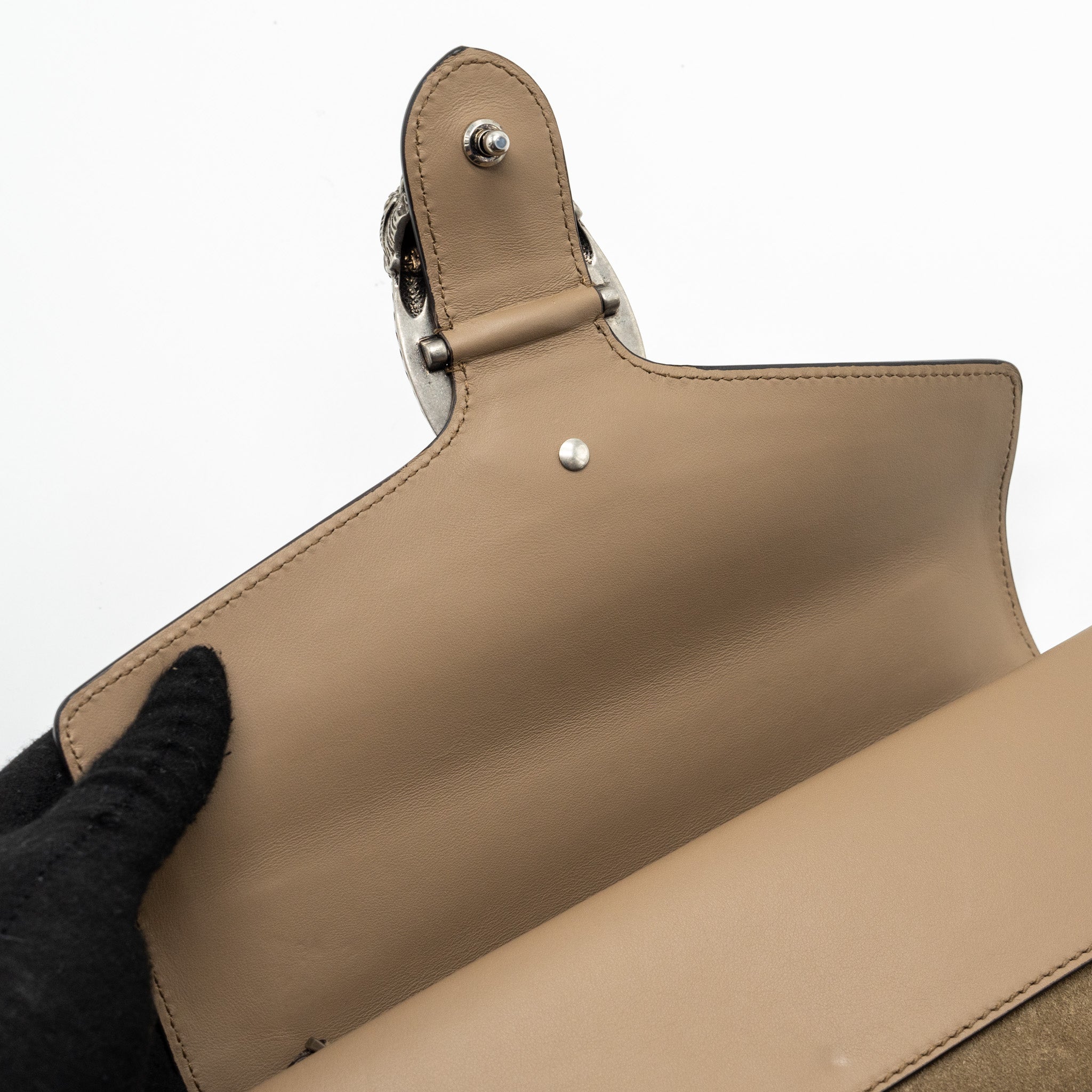 gucci-dionysus-shoulder-bag-suede-leather-light-brown-shw