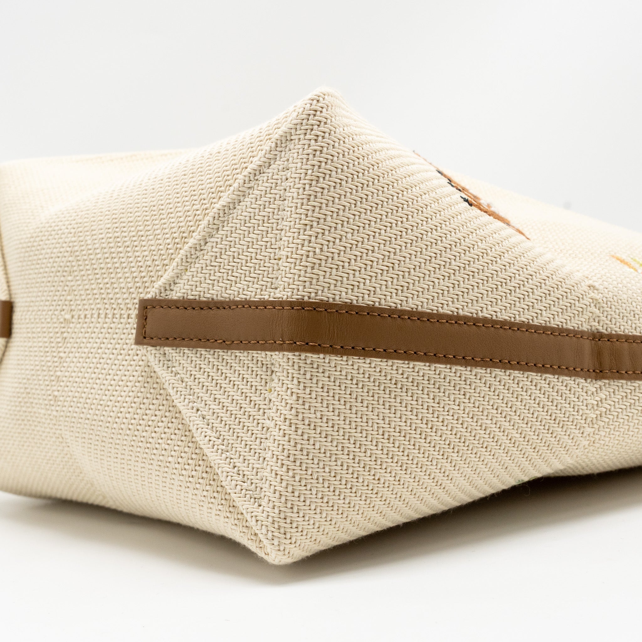loewe-suna-fujita-limited-edition-medium-puzzle-fold-tote-bag-canvas-leather-beige-multicolour